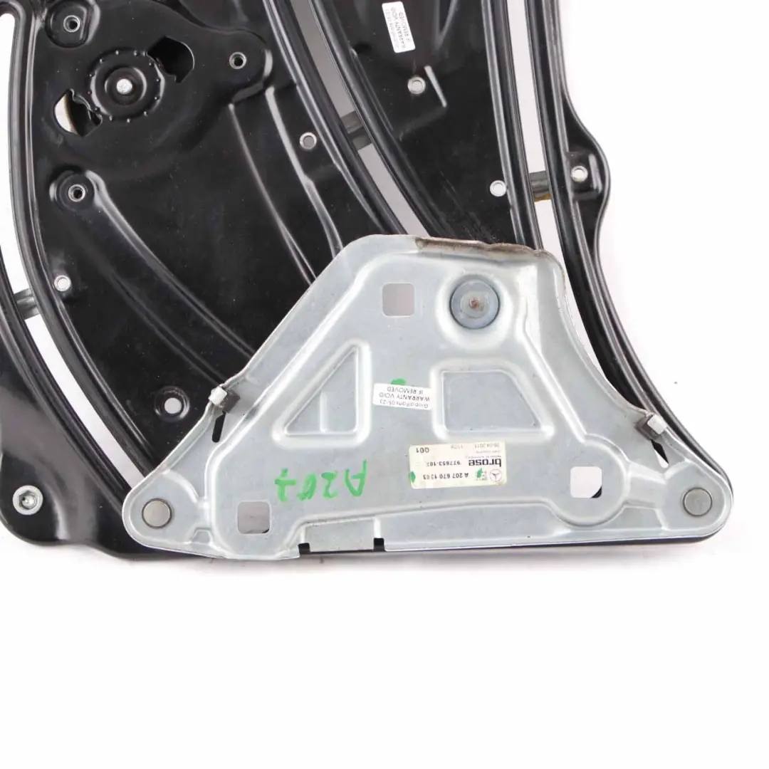 Mercedes A207 W207 Motor Elevalunas Trasero Izquierdo en Descapotable - SKU A2076701903 - Número de pieza A2076701903