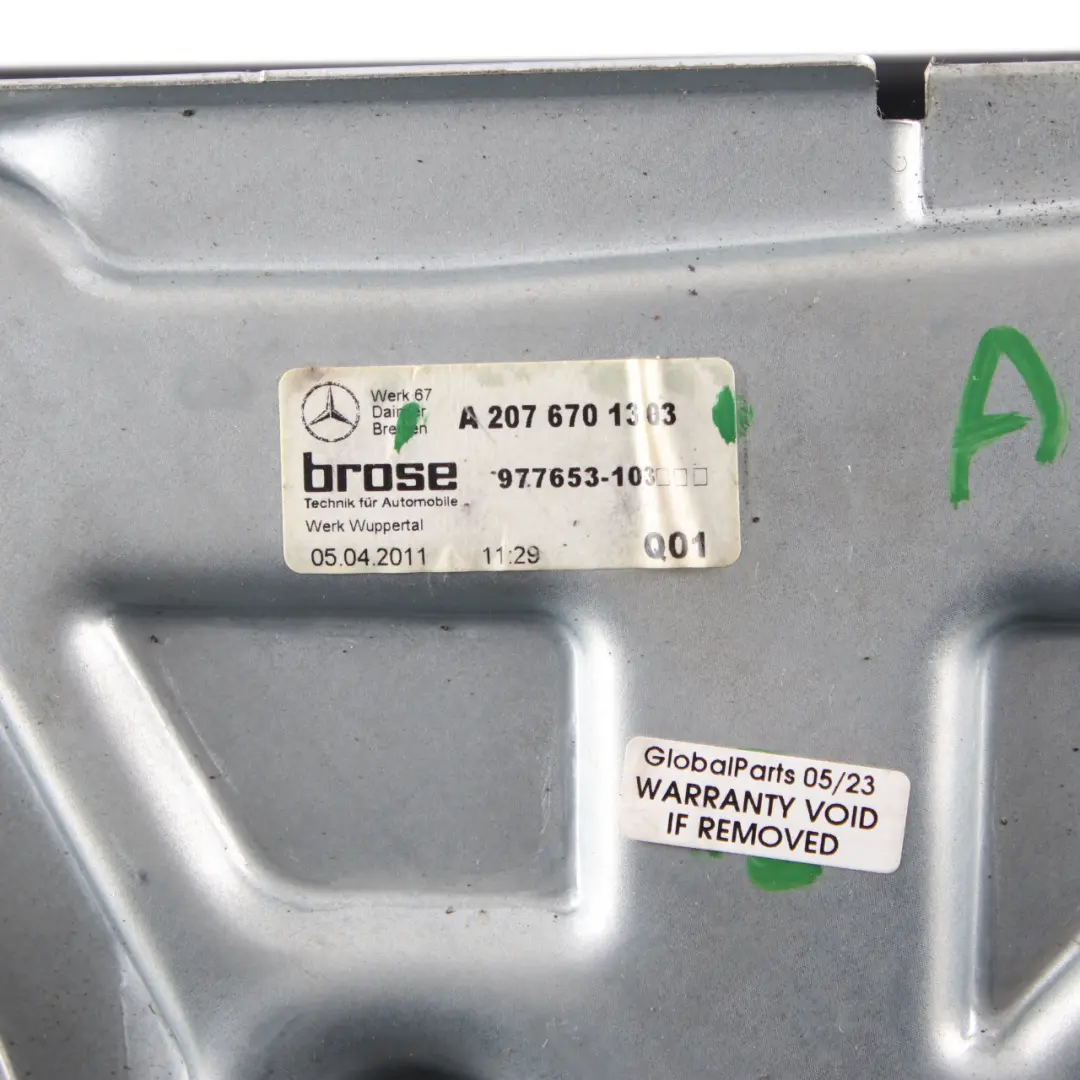 Mercedes A207 W207 Mechanizm Szyby Lewy Tył - SKU A2076701903 - Numer Części A2076701903