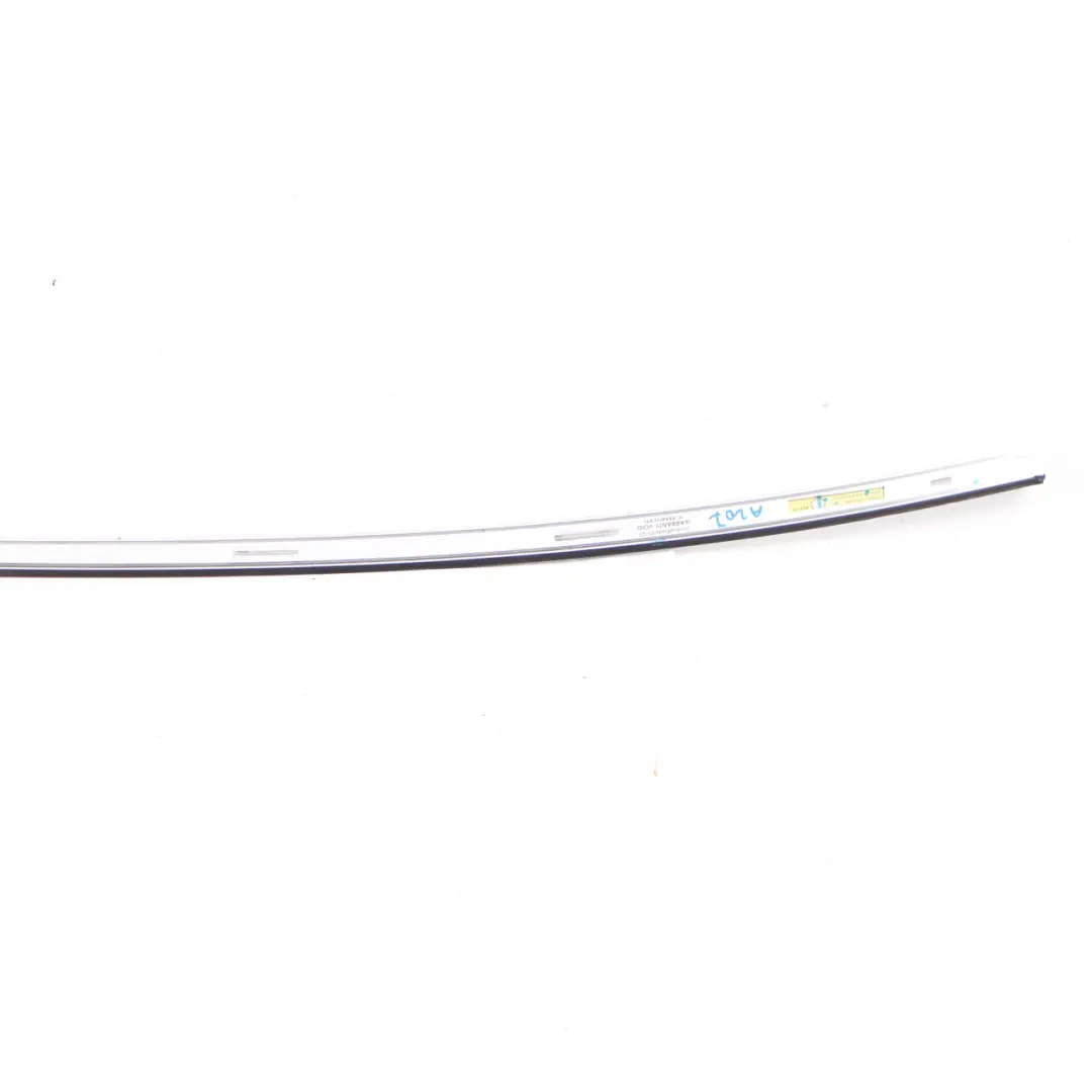 Mercedes-Benz A207 Pare-brise avant gauche Trim Strip pour à propos du numéro de pièce A2076730783 Mercedes-Benz A207 Pare-brise avant gauche Trim Strip - SKU A2076730783 - Numéro de pièce A2076730783
