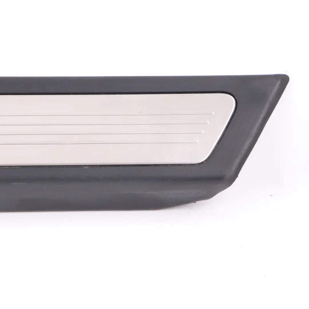 W207 Listwa Nakładka Progowa Lewy Przód Czarny do Mercedes o numerze A2076800135 Mercedes W207 Listwa Nakładka Progowa Lewy Przód Czarny - SKU A2076800135 - Numer Części A2076800135