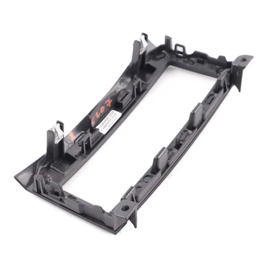 Panneau garniture commande chauffage et de l'air conditionné pour Mercedes C207 à propos du numéro de pièce A2076801589 Mercedes C207 Panneau garniture commande chauffage et de l'air conditionné - SKU A2076801589 - Numéro de pièce A2076801589