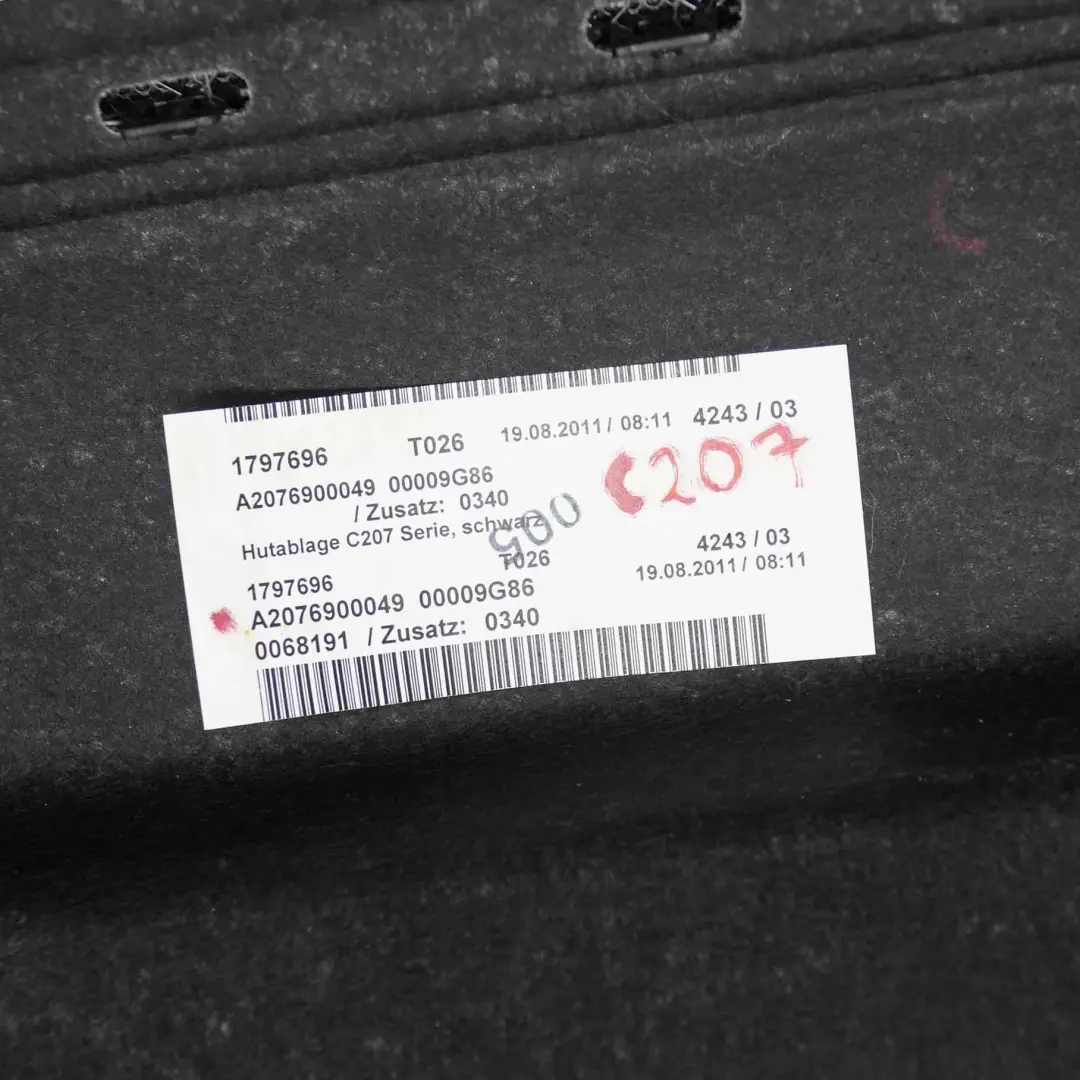 Coffre à Colis Panneau d'habillage de coffre Coupe pour Mercedes C207 à propos du numéro de pièce A2076900049 Mercedes C207 Coffre à Colis Panneau d'habillage de coffre Coupe - SKU A2076900049 - Numéro de pièce A2076900049