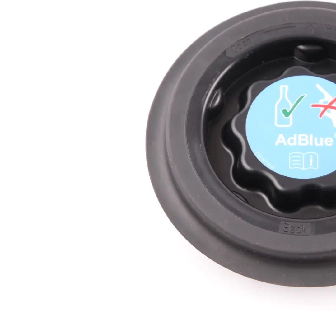  Bouchon AdBlue Mercedes W212 S212 C207 Ad Blue Tank Filler Cover - SKU A2076900064 - Numéro de pièce A2076900064
