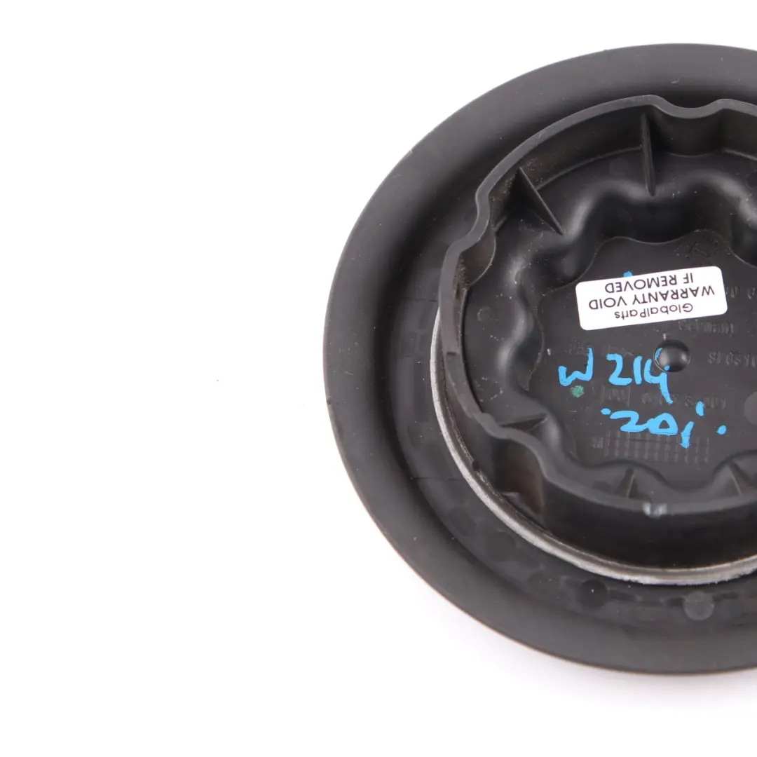 Korek Ad Blue do Mercedes W212 S212 C207 o numerze A2076900064 Mercedes W212 S212 C207 Korek Ad Blue - SKU A2076900064 - Numer Części A2076900064