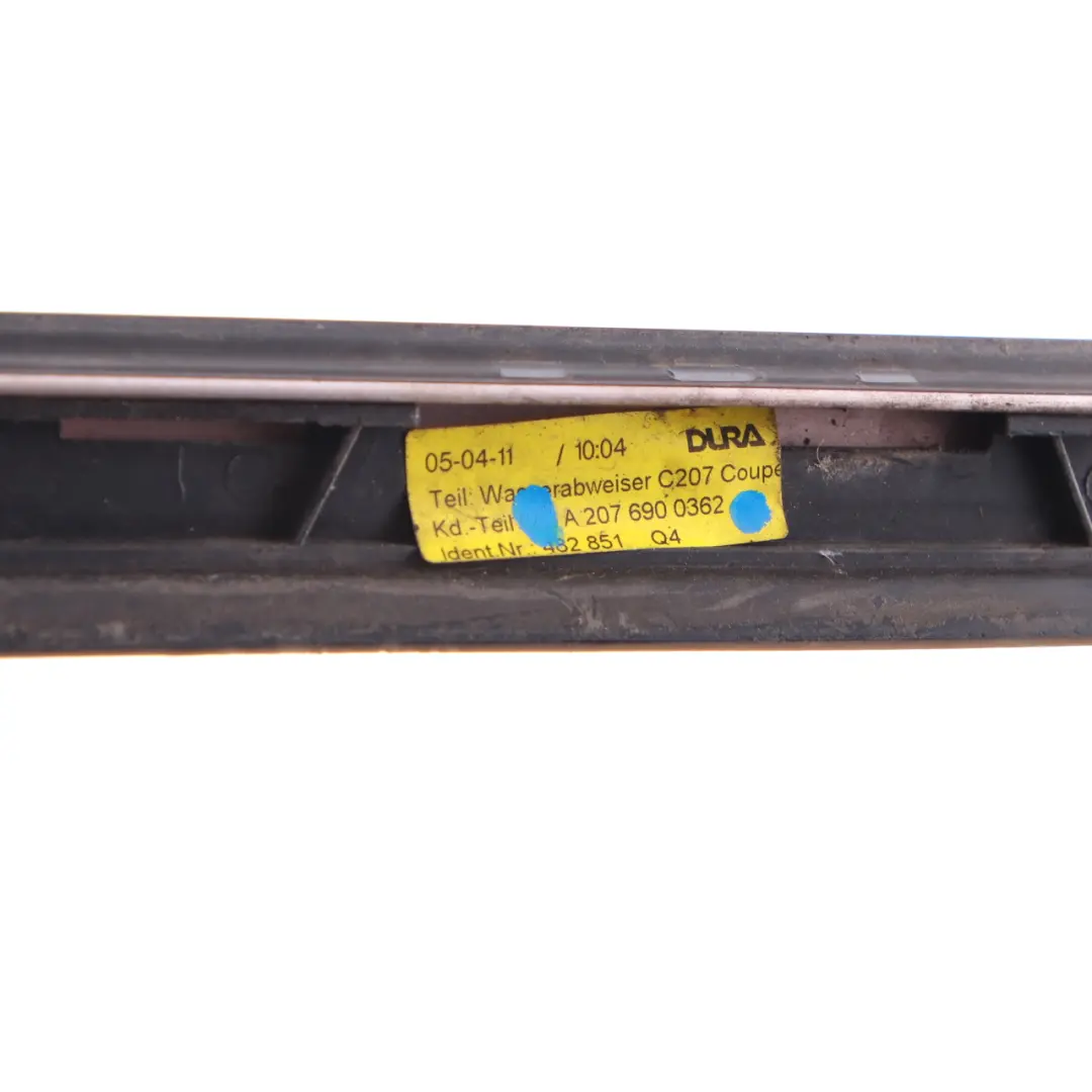 Mercedes W207 Coupé Modanatura goccia anteriore sinistra parabrezza - SKU A2076900362 - Numero di parte A2076900362