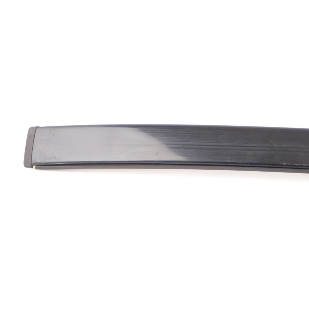 Mercedes W207 Coupe Moulure d'égouttage droite garniture pare brise - SKU A2076900462 - Numéro de pièce A2076900462