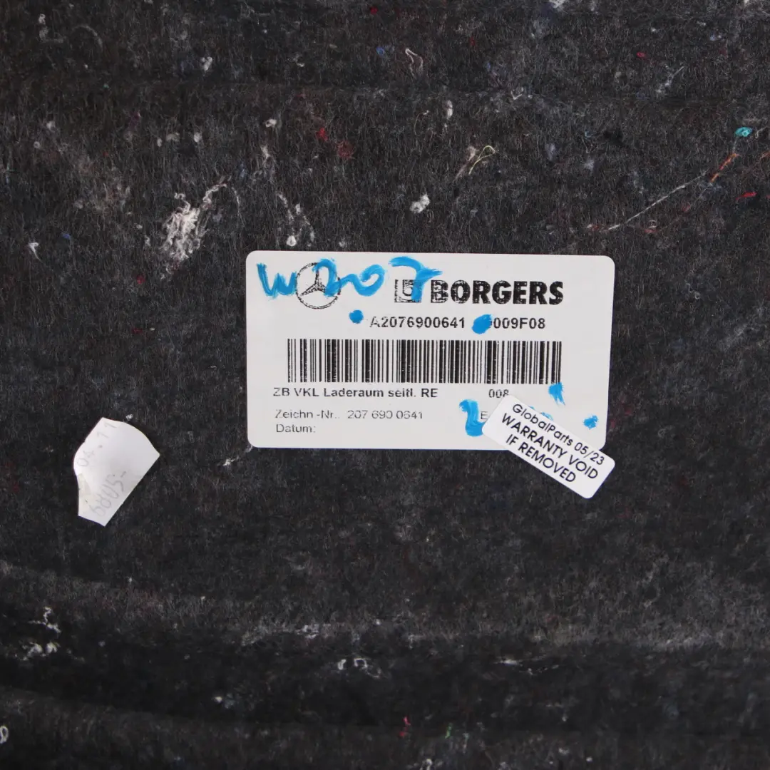 W207 Panneau Latéral Droit De la Garniture Coffre Arrière pour Mercedes C207 à propos du numéro de pièce A2076900641 Mercedes C207 W207 Panneau Latéral Droit De la Garniture Coffre Arrière - SKU A2076900641 - Numéro de pièce A2076900641