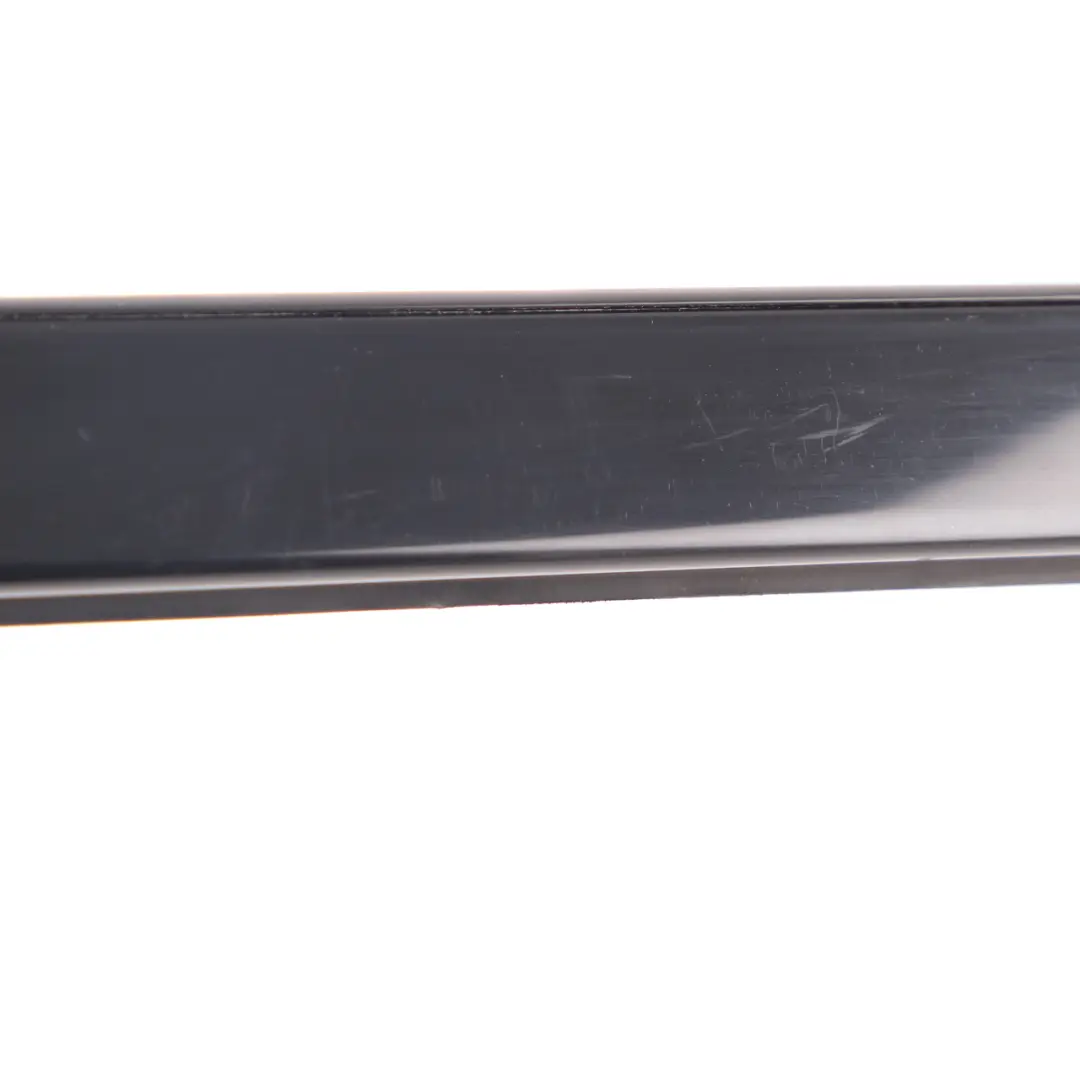 Mercedes W207 A207 Windschutzscheibe Seitenstreifen Trim Links Schwarz - SKU A2076901362 - Teilenummer A2076901362