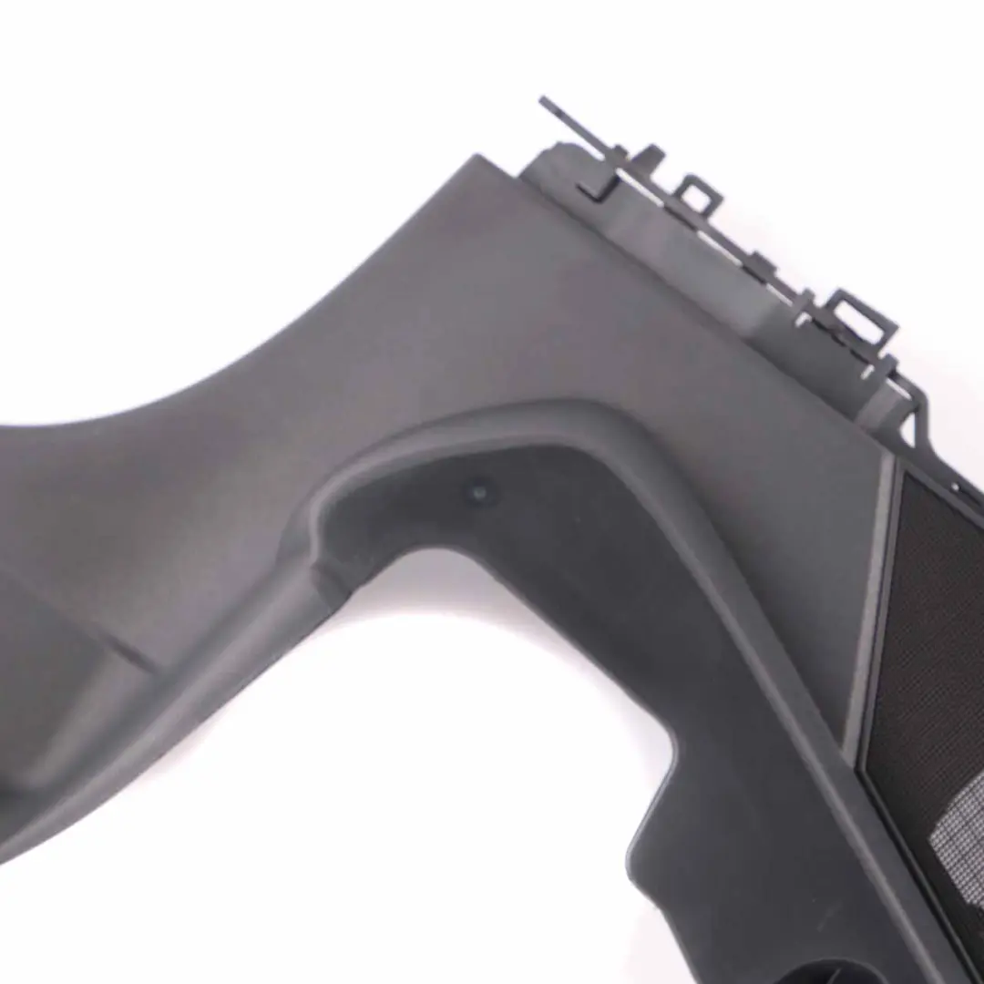 Osłona Boczek Bagażnika Prawy Tył do Mercedes A207 o numerze A2076901425 Mercedes A207 Osłona Boczek Bagażnika Prawy Tył - SKU A2076901425 - Numer Części A2076901425