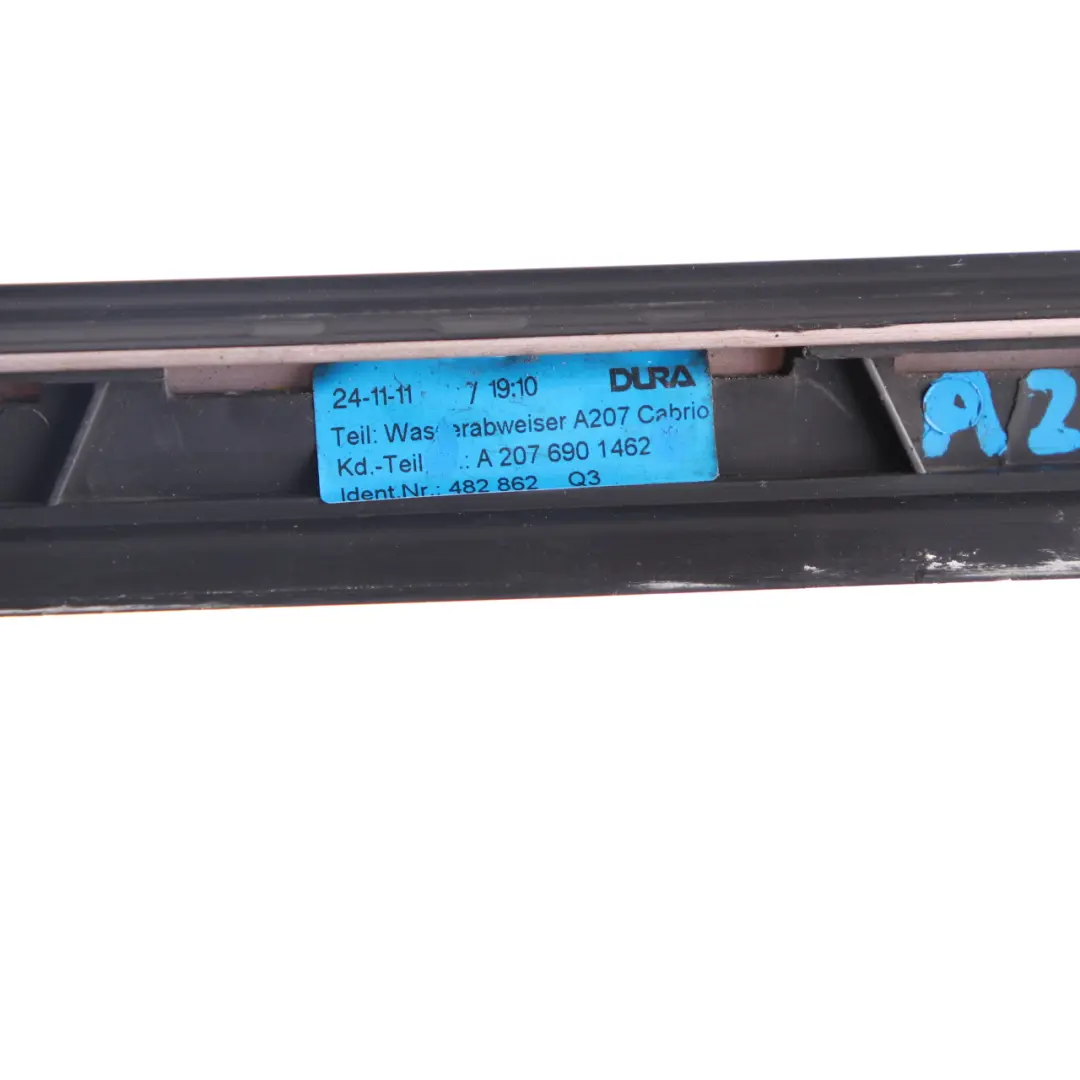 Mercedes W207 A207 Windschutzscheibe Seitenstreifen Rechts Schwarz - SKU A2076901462 - Teilenummer A2076901462