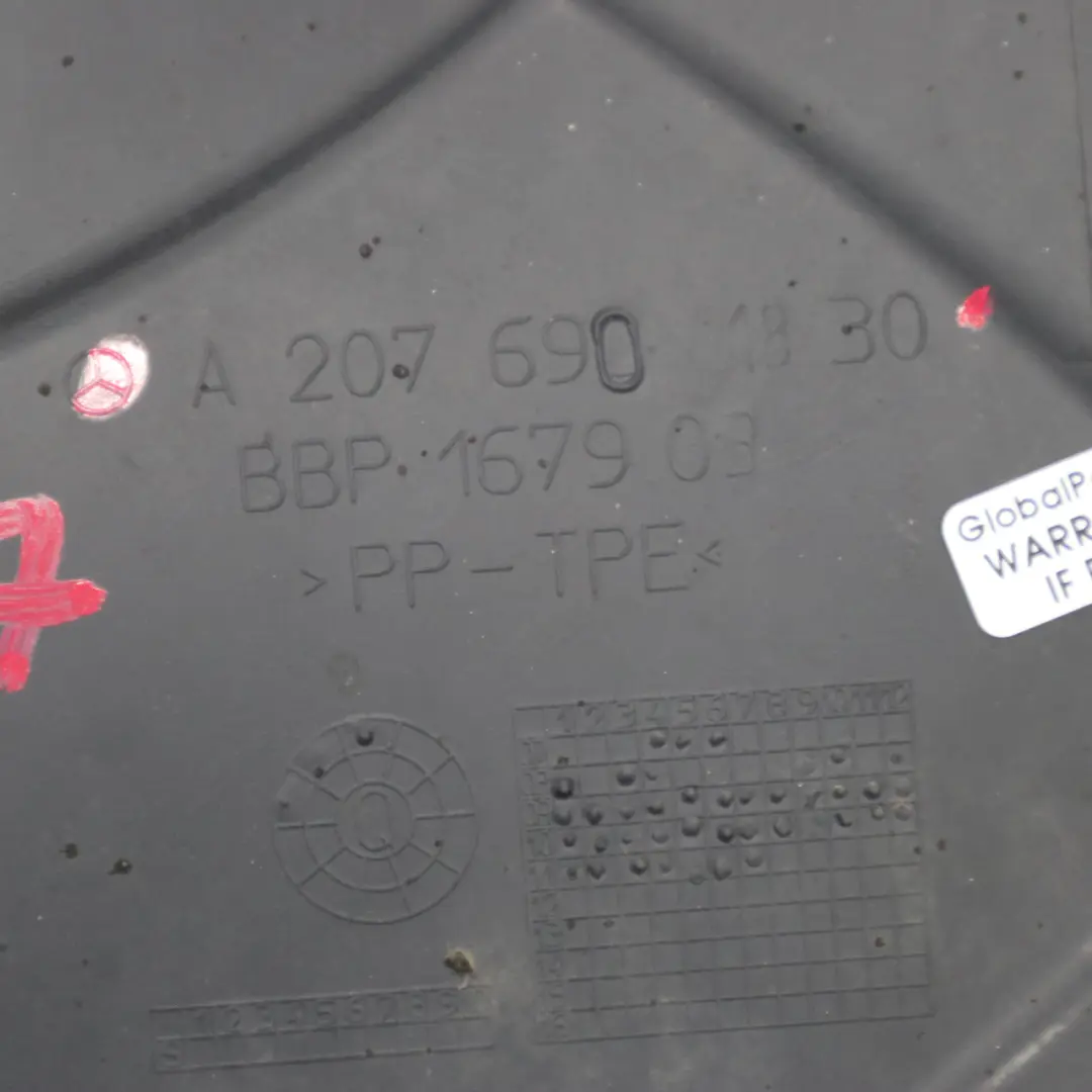 W207 Nadkole Przód Lewe Część Przednia do Mercedes o numerze A2076901830 Mercedes W207 Nadkole Przód Lewe Część Przednia - SKU A2076901830 - Numer Części A2076901830