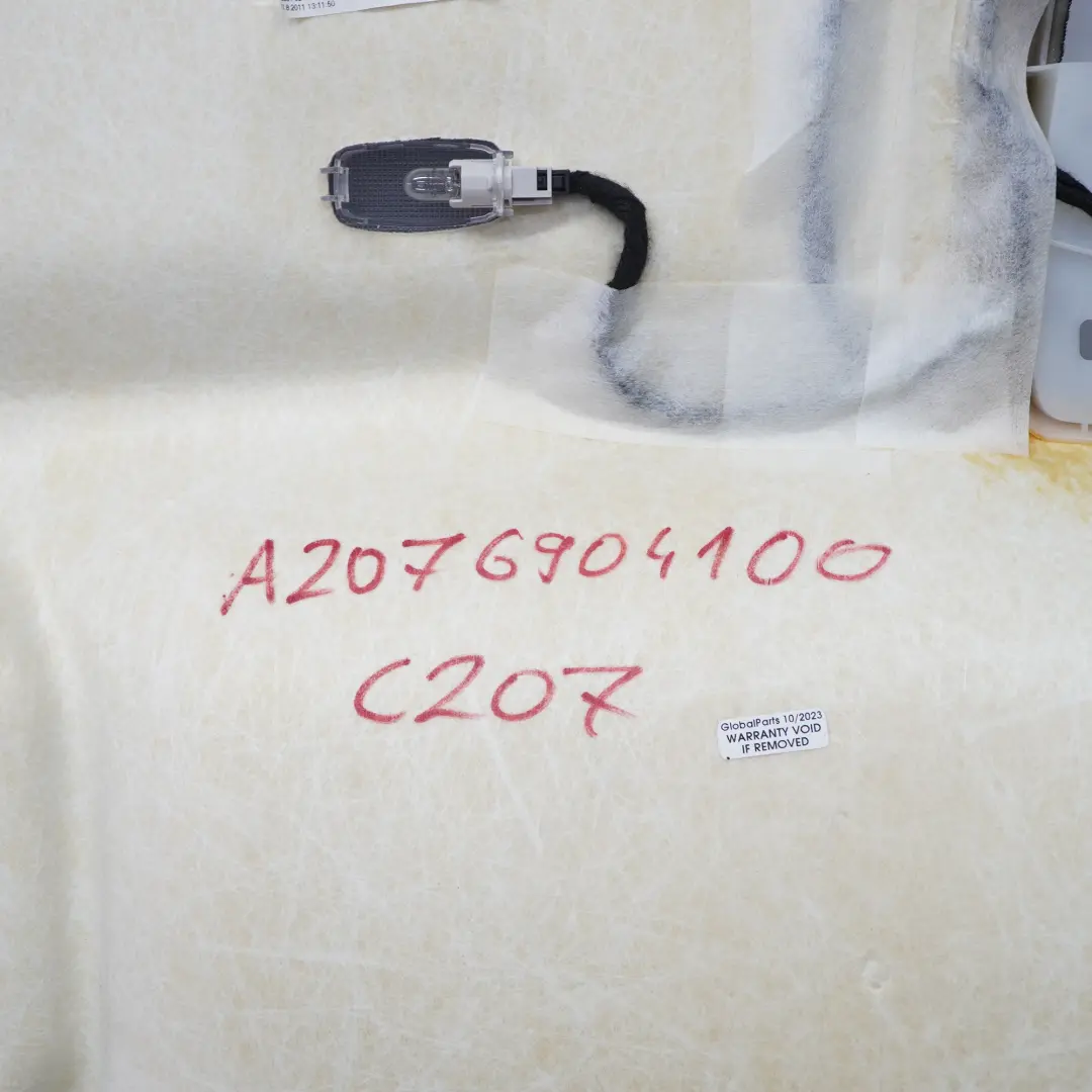 Podsufitka Czarna Komplet do Mercedes C207 Coupe o numerze A2076904100 Mercedes C207 Coupe Podsufitka Czarna Komplet - SKU A2076904100 - Numer Części A2076904100