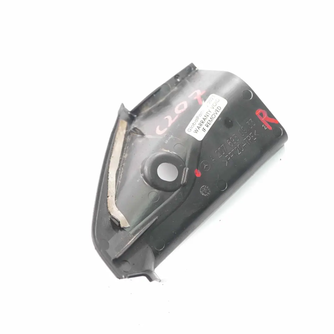 W207 Columna A-Embellecedor Pilar A Derecho Cubierta Negro para Mercedes con número de pieza A2076930933 Mercedes W207 Columna A-Embellecedor Pilar A Derecho Cubierta Negro - SKU A2076930933 - Número de pieza A2076930933