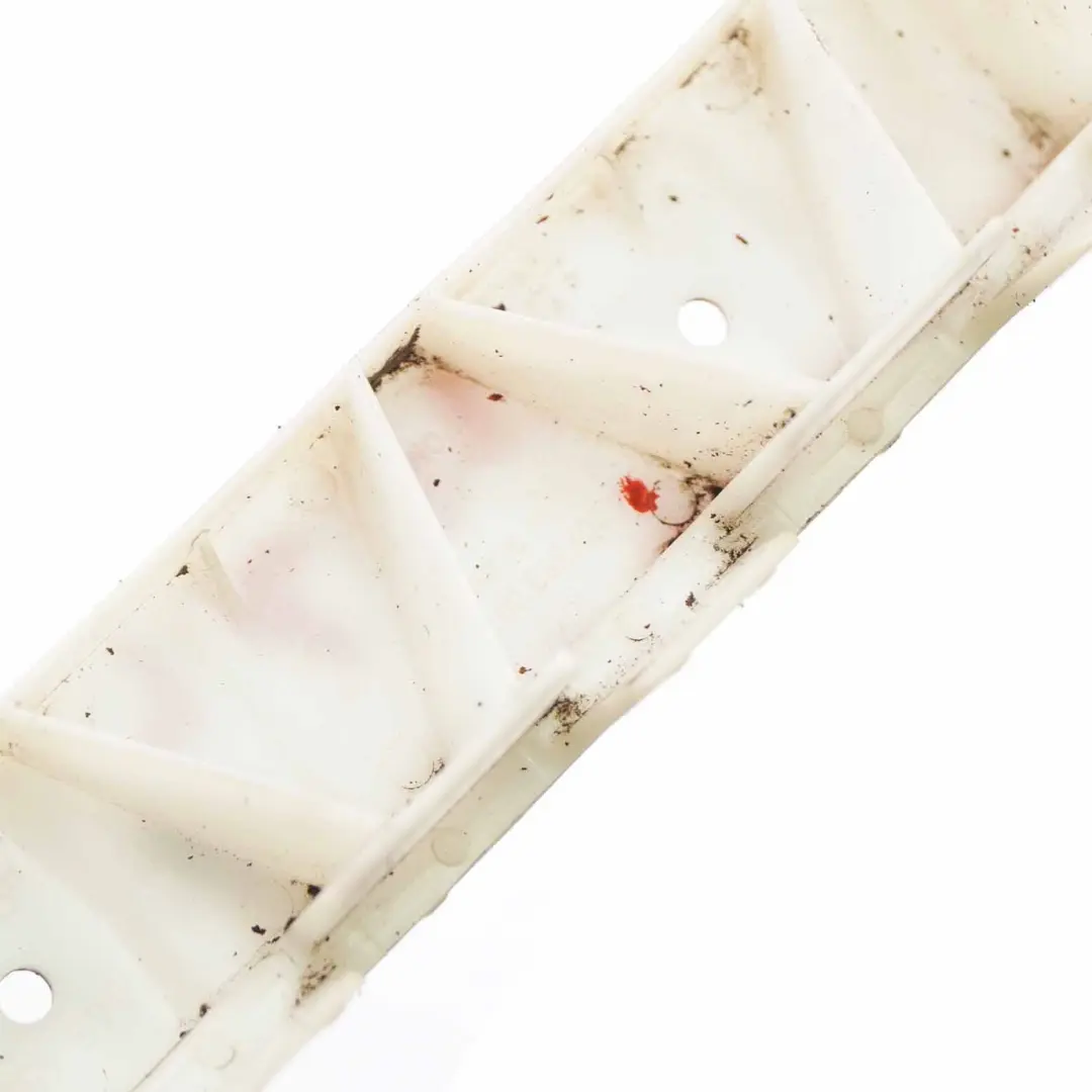 W207 Seitenschweller Rocker Links Montagebügel für Mercedes mit Teilenummer A2076980027 Mercedes W207 Seitenschweller Rocker Links Montagebügel - SKU A2076980027 - Teilenummer A2076980027