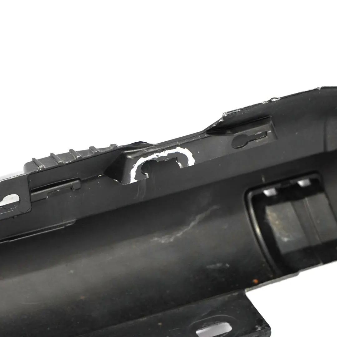 Mercedes W207 AMG Cache seuil de porte gauche Noir Obsidien - 197 - SKU A2076981354-OB1 - Numéro de pièce A2076981354