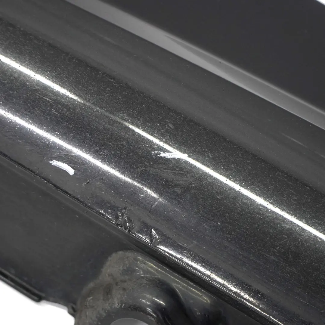 W207 AMG Cache seuil de porte gauche Noir Obsidien - 197 pour Mercedes à propos du numéro de pièce A2076981354 Mercedes W207 AMG Cache seuil de porte gauche Noir Obsidien - 197 - SKU A2076981354-OB1 - Numéro de pièce A2076981354