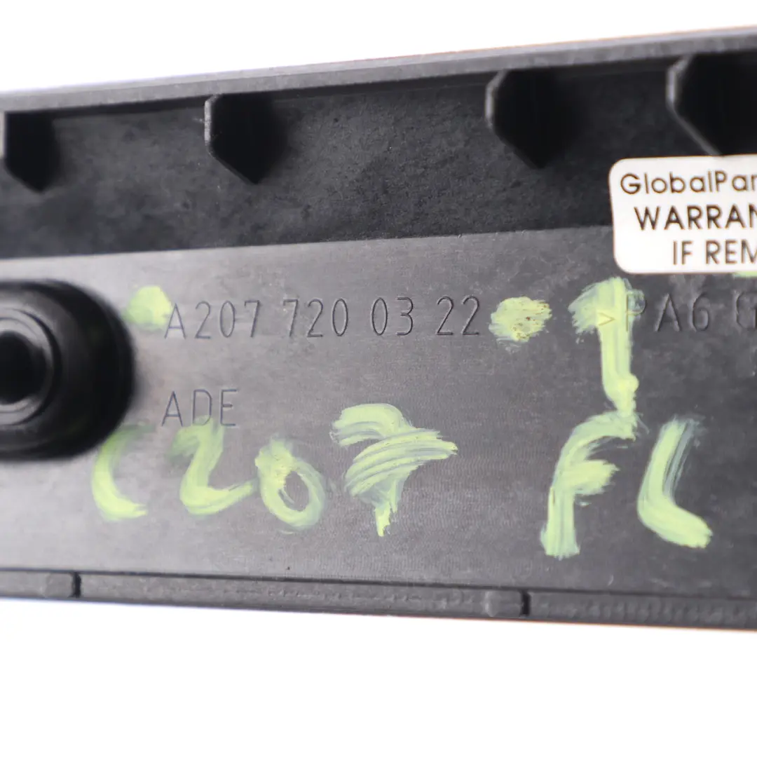 Mercedes W207 C207 Türkartenleiste Verkleidung Vorne Links Panel Alu - SKU A2077200322-1 - Teilenummer A2077200322