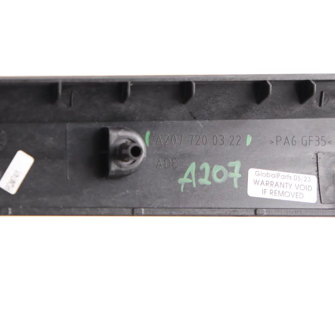 Mercedes W207 C207 Striscia Della Scheda Porta Anteriore Sinistro Alu - SKU A2077200322 - Numero di parte A2077200322