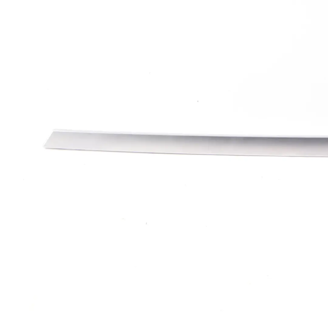 Mercedes W207 Carte de Porte Décor Strip Avant Gauche Chrome - SKU A2077270322 - Numéro de pièce A2077270322