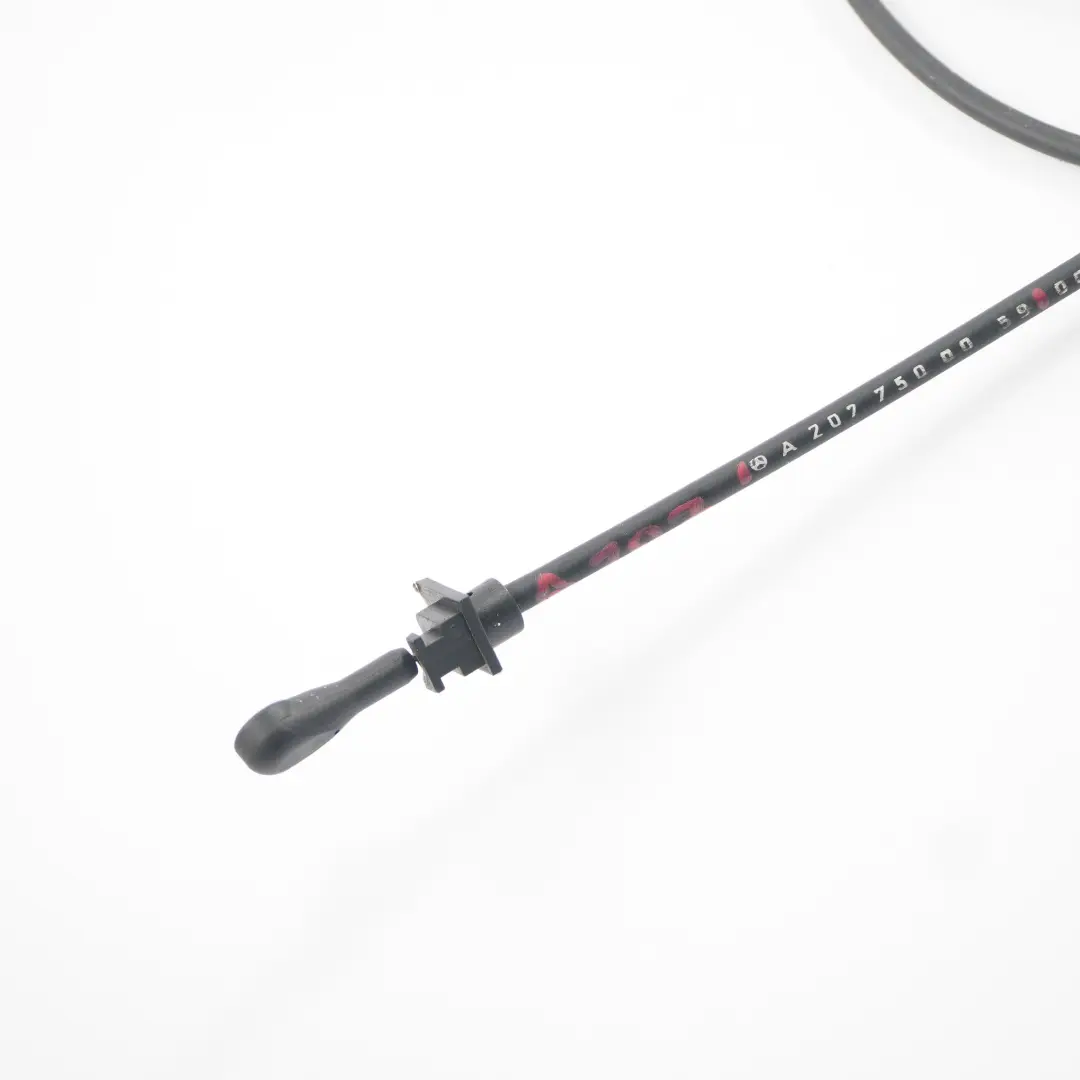 Cable de bloqueo de la capota plegable convertible para Mercedes A207 con número de pieza A2077500059 Mercedes A207 Cable de bloqueo de la capota plegable convertible - SKU A2077500059 - Número de pieza A2077500059
