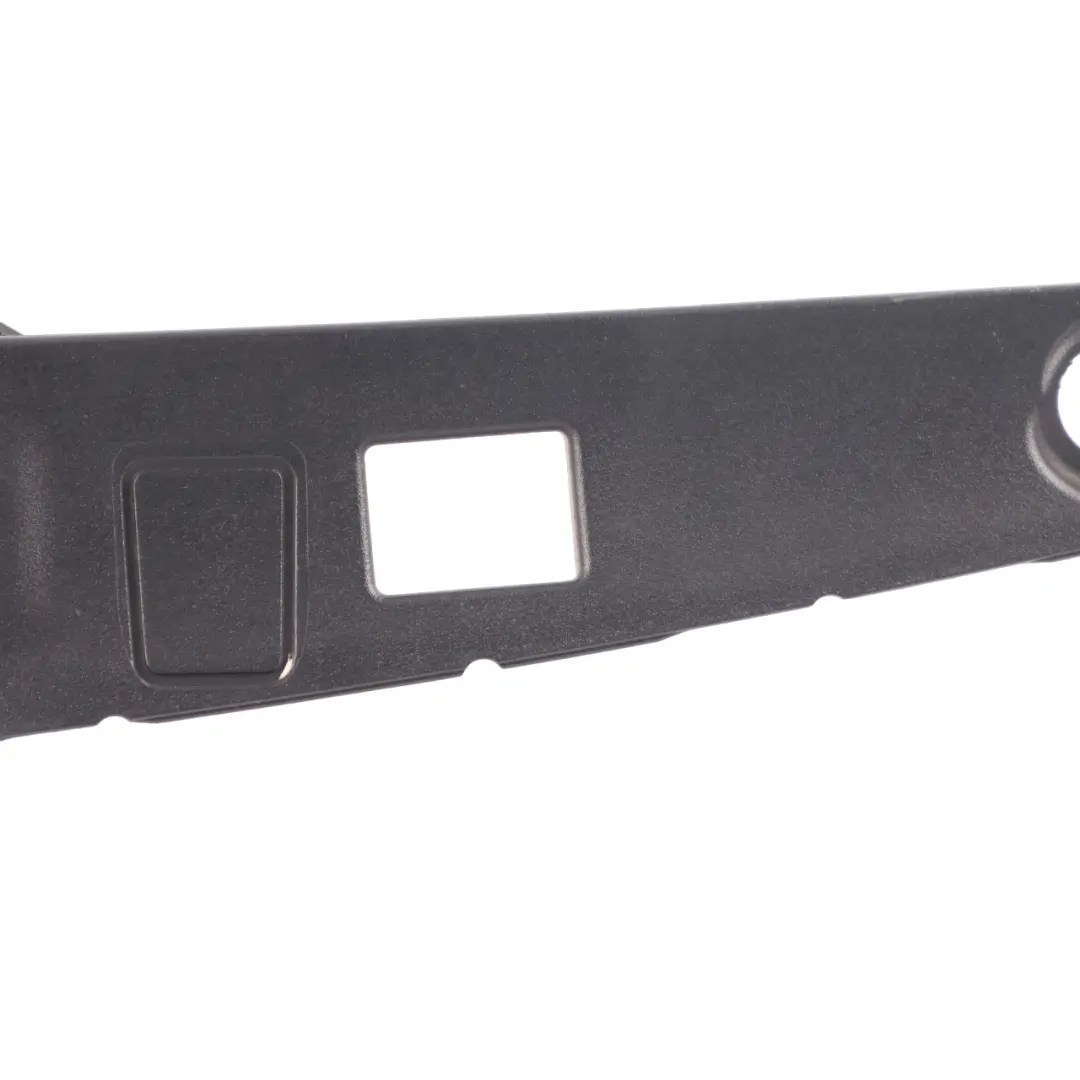 Mercedes W207 Supporto Maniglia Portellone Bagagliaio Montaggio - SKU A2077500393 - Numero di parte A2077500393