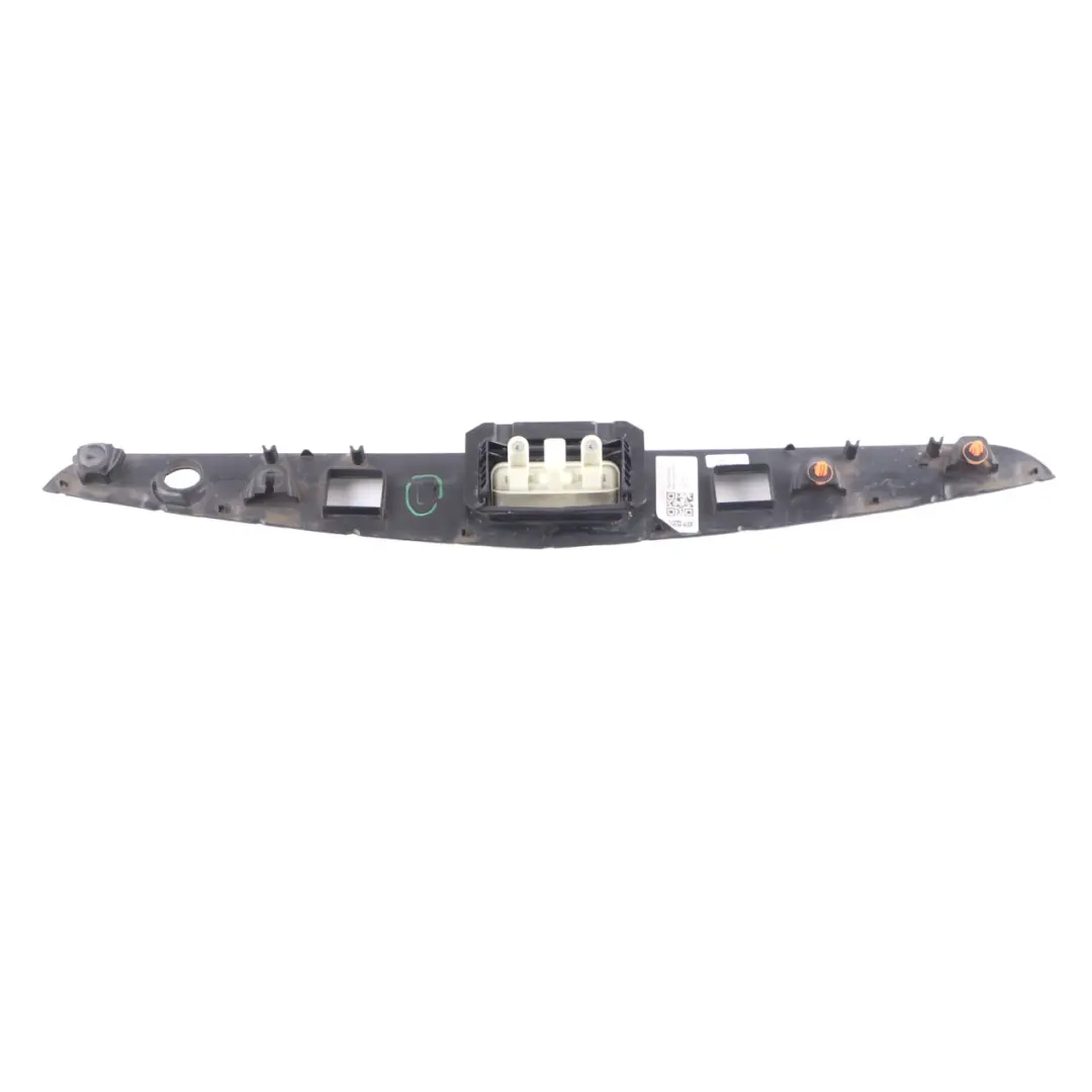 Mercedes W207 Support De Fixation De La Poignée De Hayon - SKU A2077500393 - Numéro de pièce A2077500393