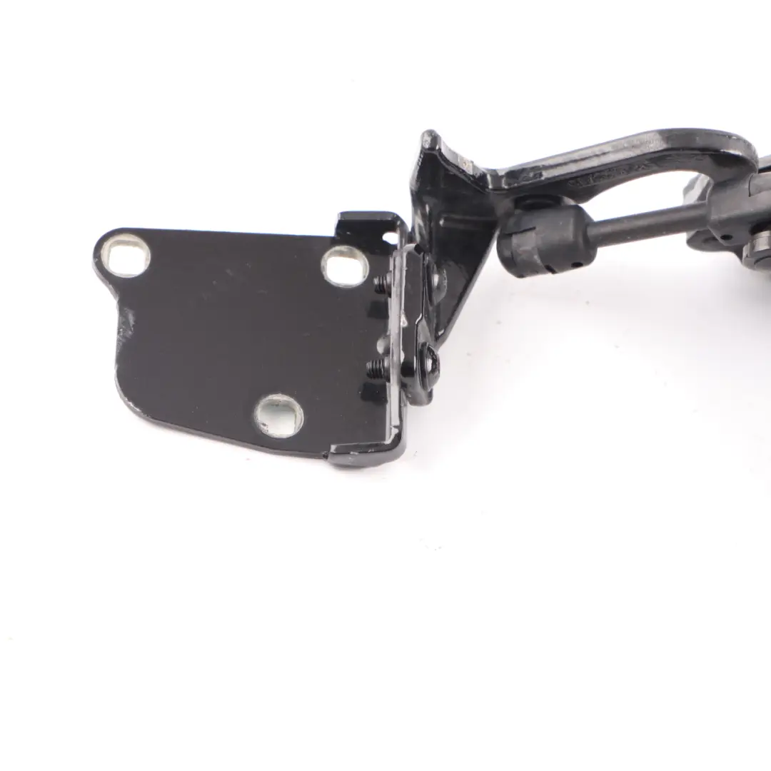 Mercedes A207 Tapa Maletero Bisagra Trasera Izquierda Obsidiana Metalizado 197 - SKU A2077500928-OB - Número de pieza A2077500928