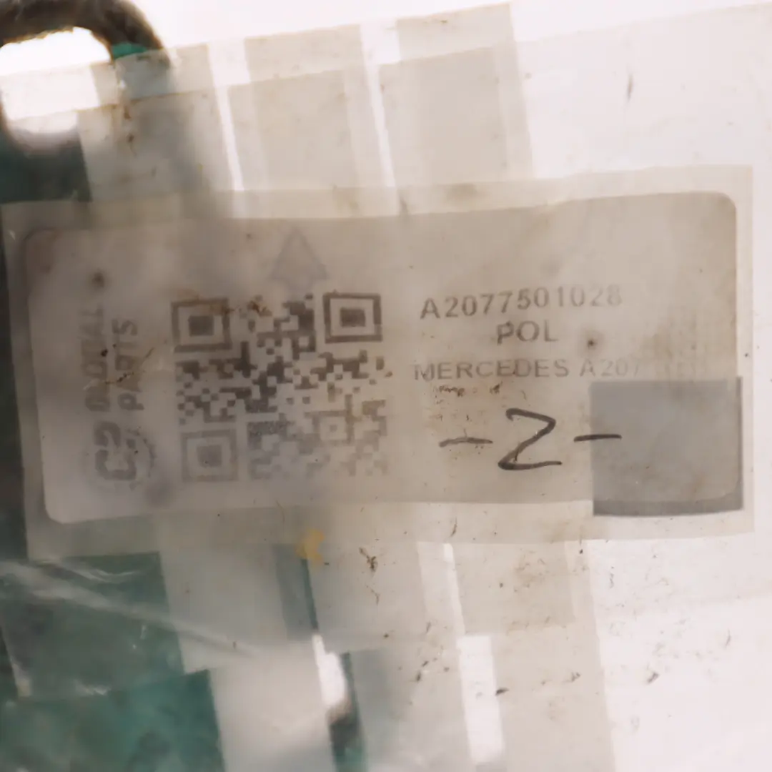 Trunk Lid Hinge Rear Right O/S Polar White - 149 A2077500428 to Mercedes A207 with Part number A2077501028 Mercedes A207 Trunk Lid Hinge Rear Right O/S Polar White - 149 A2077500428 - SKU A2077501028-POL - Part number A2077501028