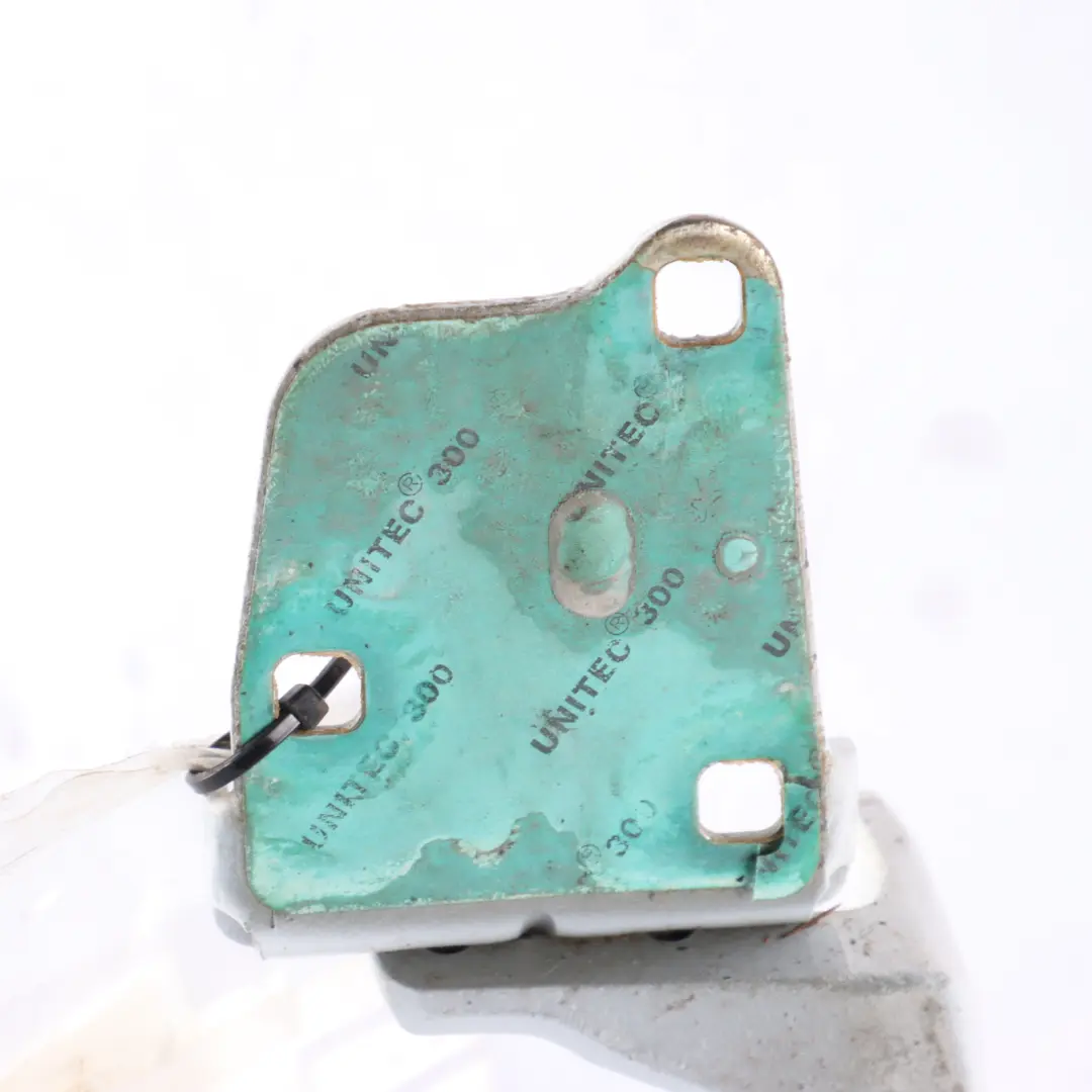 Trunk Lid Hinge Rear Right O/S Polar White - 149 A2077500428 to Mercedes A207 with Part number A2077501028 Mercedes A207 Trunk Lid Hinge Rear Right O/S Polar White - 149 A2077500428 - SKU A2077501028-POL - Part number A2077501028