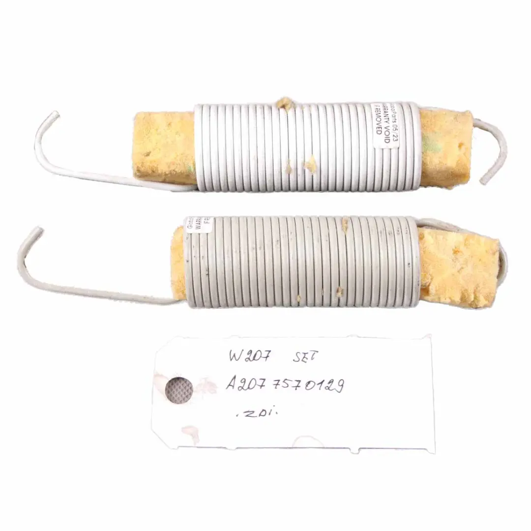 W207 C207 Set di molle per il coperchio del bagagliaio per Mercedes con numero di parte A2077570129 Mercedes W207 C207 Set di molle per il coperchio del bagagliaio - SKU A2077570129 - Numero di parte A2077570129
