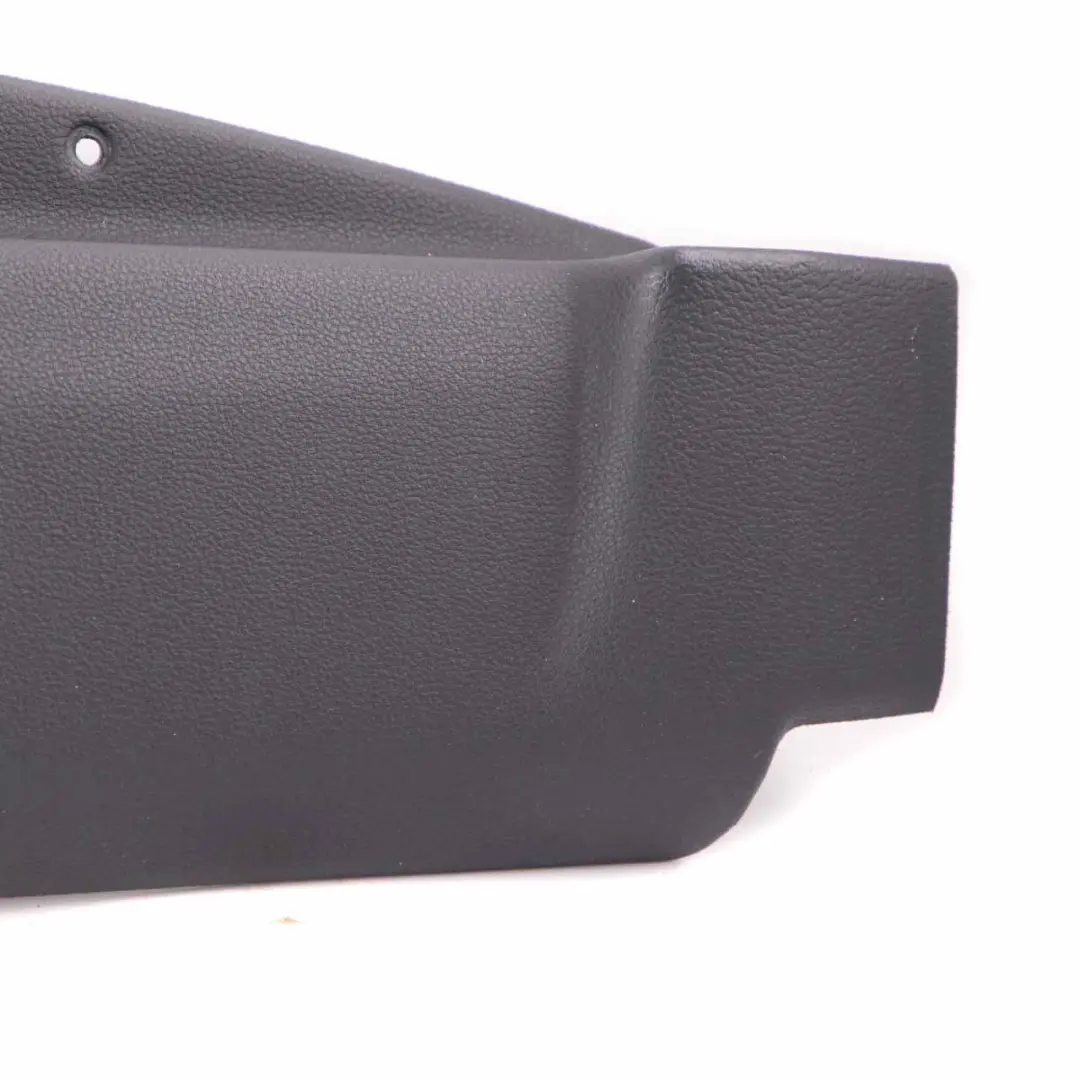 Osłona Listwa Podsufitki do Mercedes A207 Cabrio o numerze A2077700080 Mercedes A207 Cabrio Osłona Listwa Podsufitki - SKU A2077700080 - Numer Części A2077700080