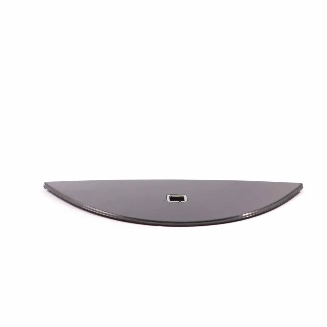 Tetto Antenna Rivestimento Pannello per Mercedes C204 C207 con numero di parte A2077840056 Mercedes C204 C207 Tetto Antenna Rivestimento Pannello - SKU A2077840056 - Numero di parte A2077840056