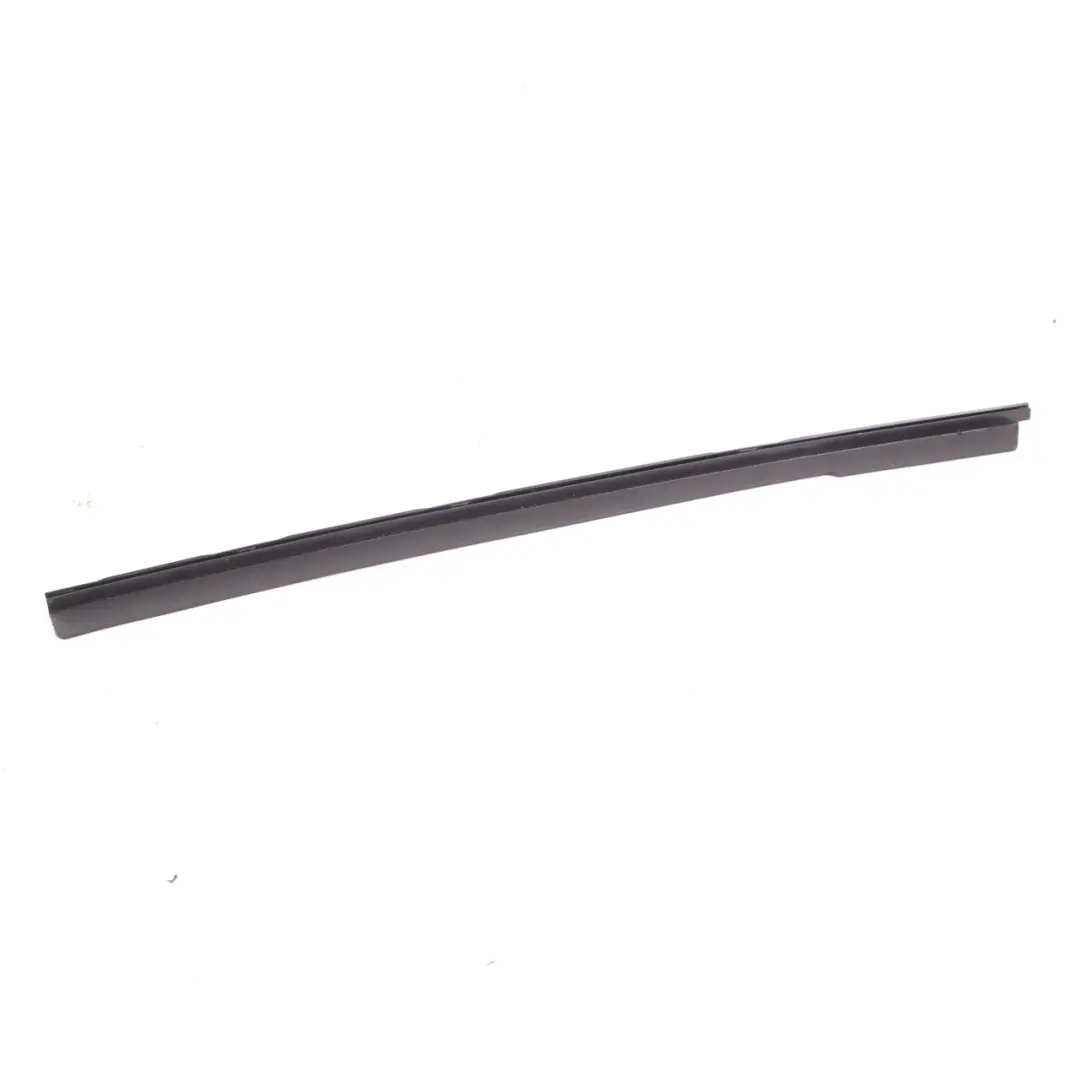 Mercedes W204 Guida tetto panoramico Telaio copertura tetto anteriore destro - SKU A2077840209 - Numero di parte A2077840209