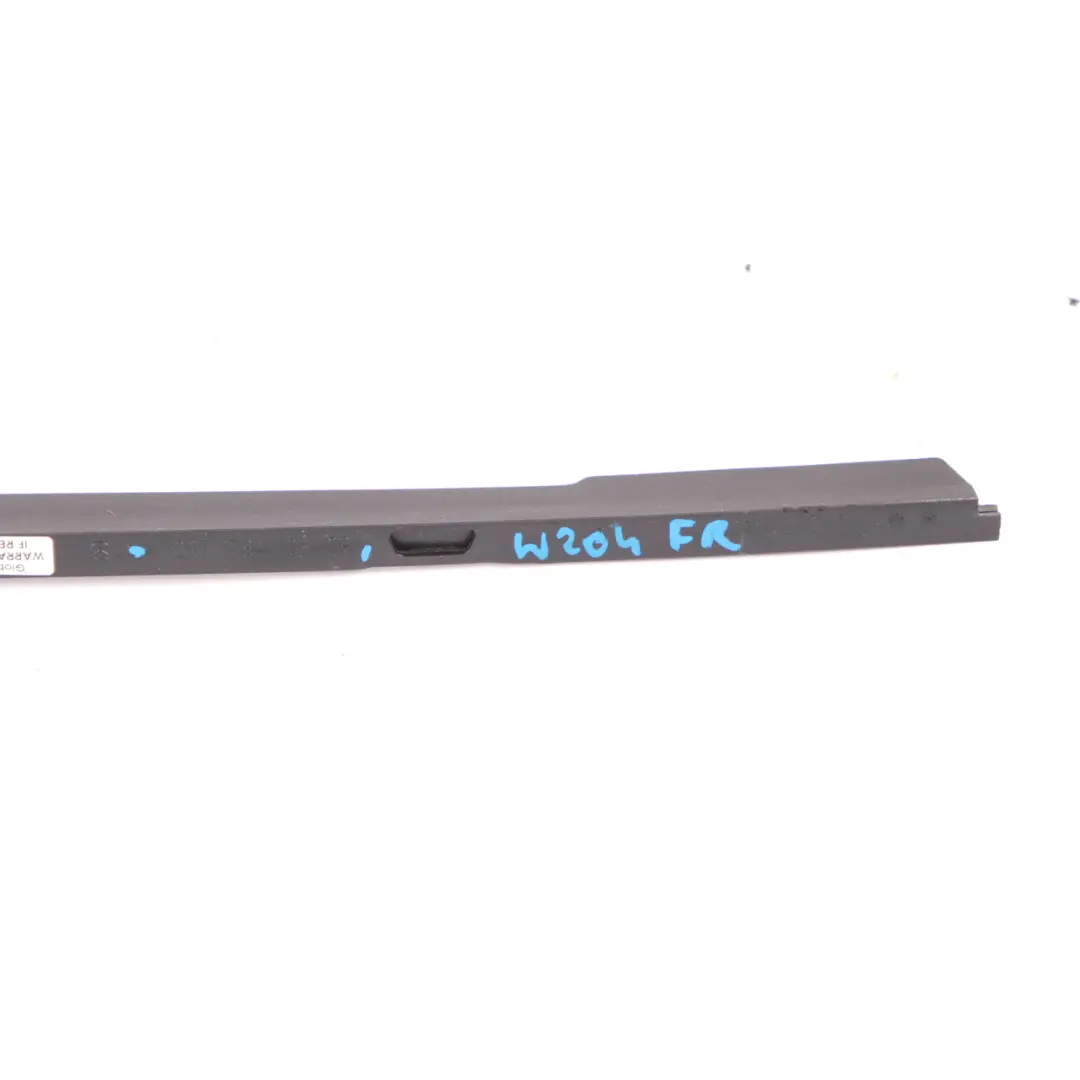 Mercedes W204 Toit ouvrant Guide Panoramique Cadre couverture toit avant droit - SKU A2077840209 - Numéro de pièce A2077840209