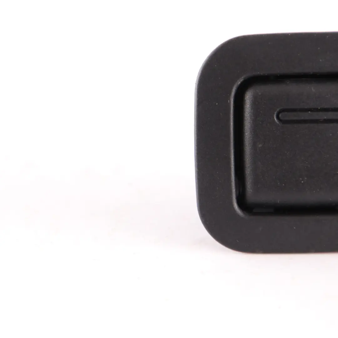 Tetto Interno Appendiabiti Schwarz per Mercedes C204 C207 con numero di parte A2078100140 Mercedes C204 C207 Tetto Interno Appendiabiti Schwarz - SKU A2078100140 - Numero di parte A2078100140