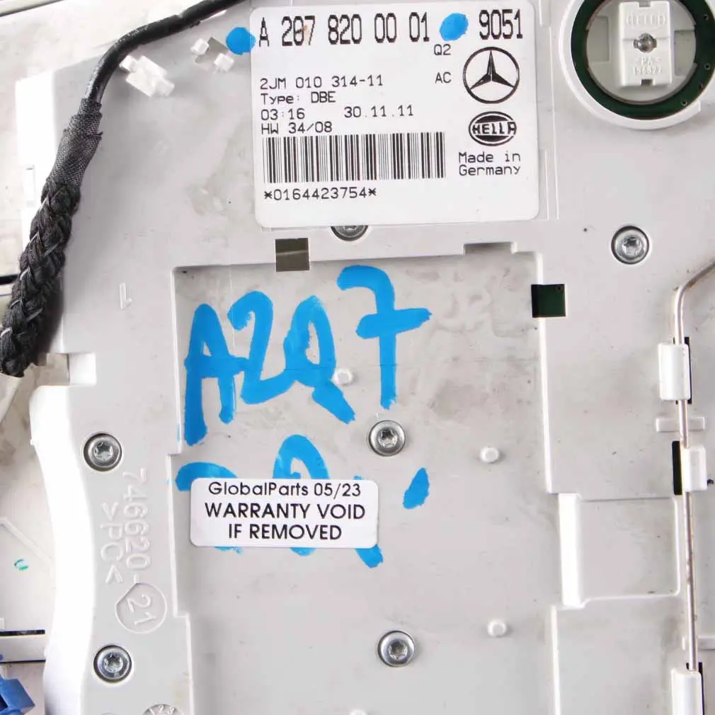 Lampe lecture Mercedes W207 A207 Lumière Interrupteur intérieur Noir pour à propos du numéro de pièce A2078200001 Lampe lecture Mercedes W207 A207 Lumière Interrupteur intérieur Noir - SKU A2078200001 - Numéro de pièce A2078200001