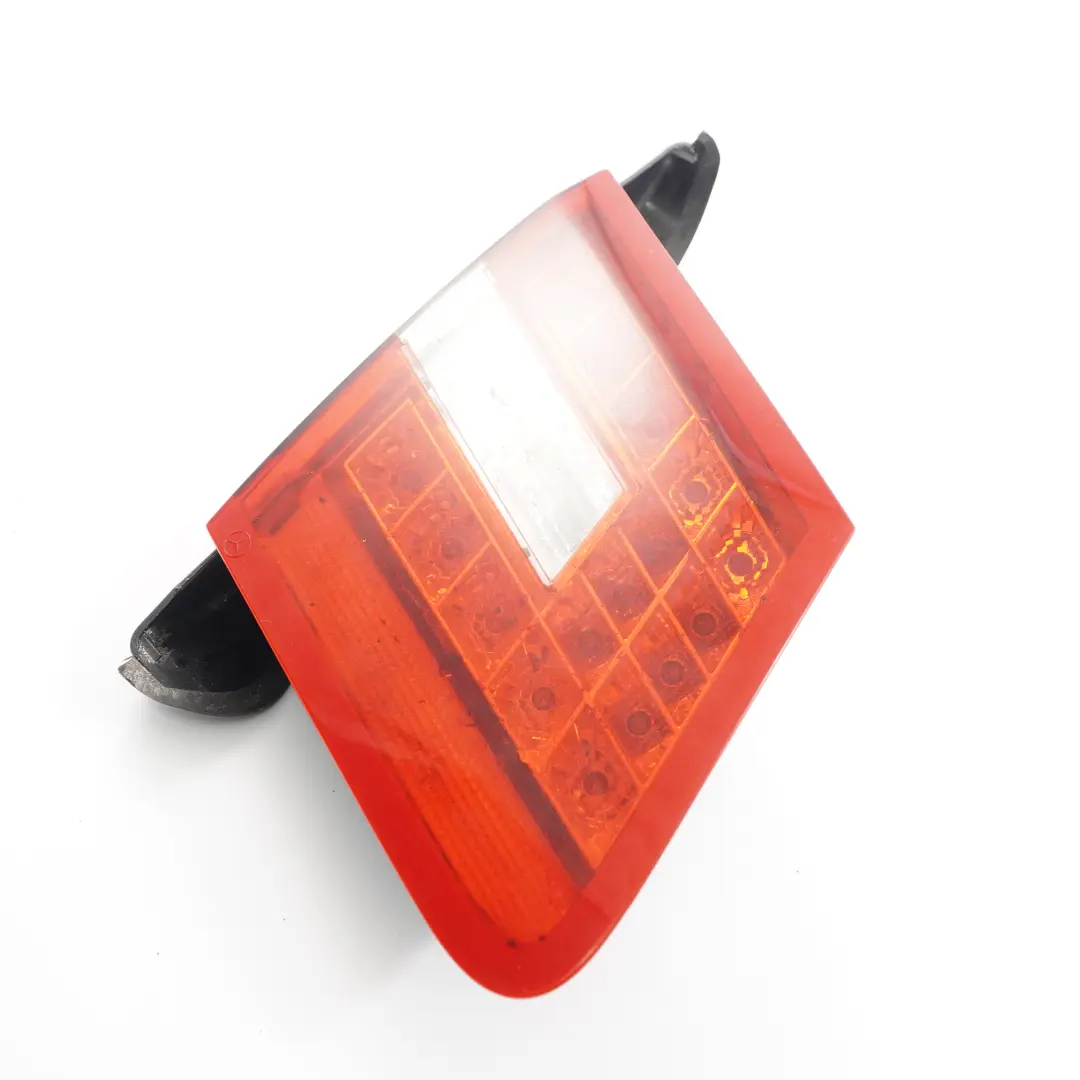 W207 Fanale posteriore lato sinistro Luce coperchio interno per Mercedes con numero di parte A2078200364 Mercedes W207 Fanale posteriore lato sinistro Luce coperchio interno - SKU A2078200364-1 - Numero di parte A2078200364