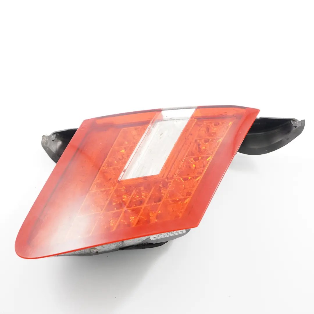 W207 Fanale posteriore lato sinistro Luce coperchio interno per Mercedes con numero di parte A2078200364 Mercedes W207 Fanale posteriore lato sinistro Luce coperchio interno - SKU A2078200364-1 - Numero di parte A2078200364