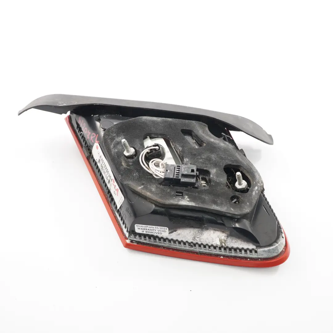 Mercedes W207 arrière gauche Éclairage couvercle intérieur coffre - SKU A2078200364-1 - Numéro de pièce A2078200364