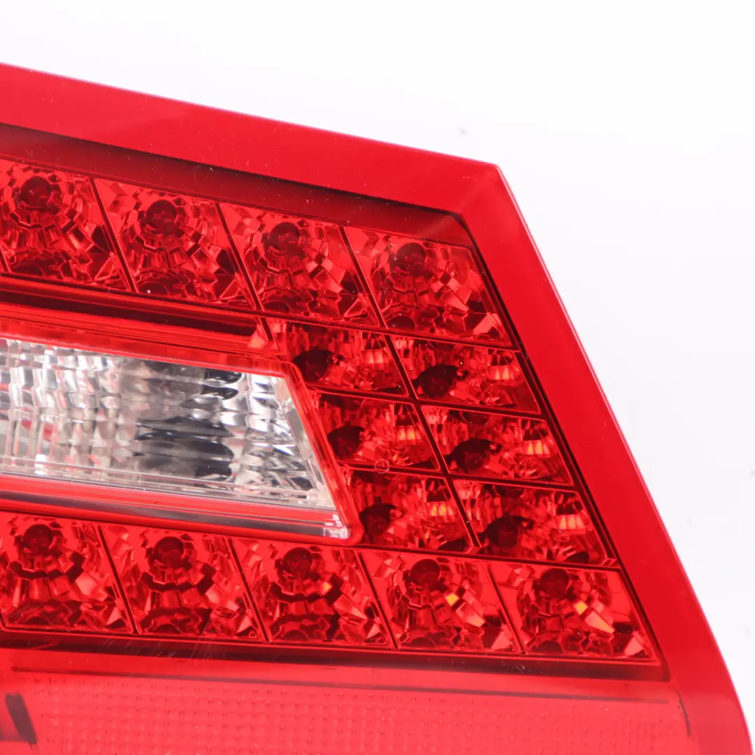 Mercedes W207 Lampa Klapy Lewy Tył - SKU A2078200364 - Numer Części A2078200364