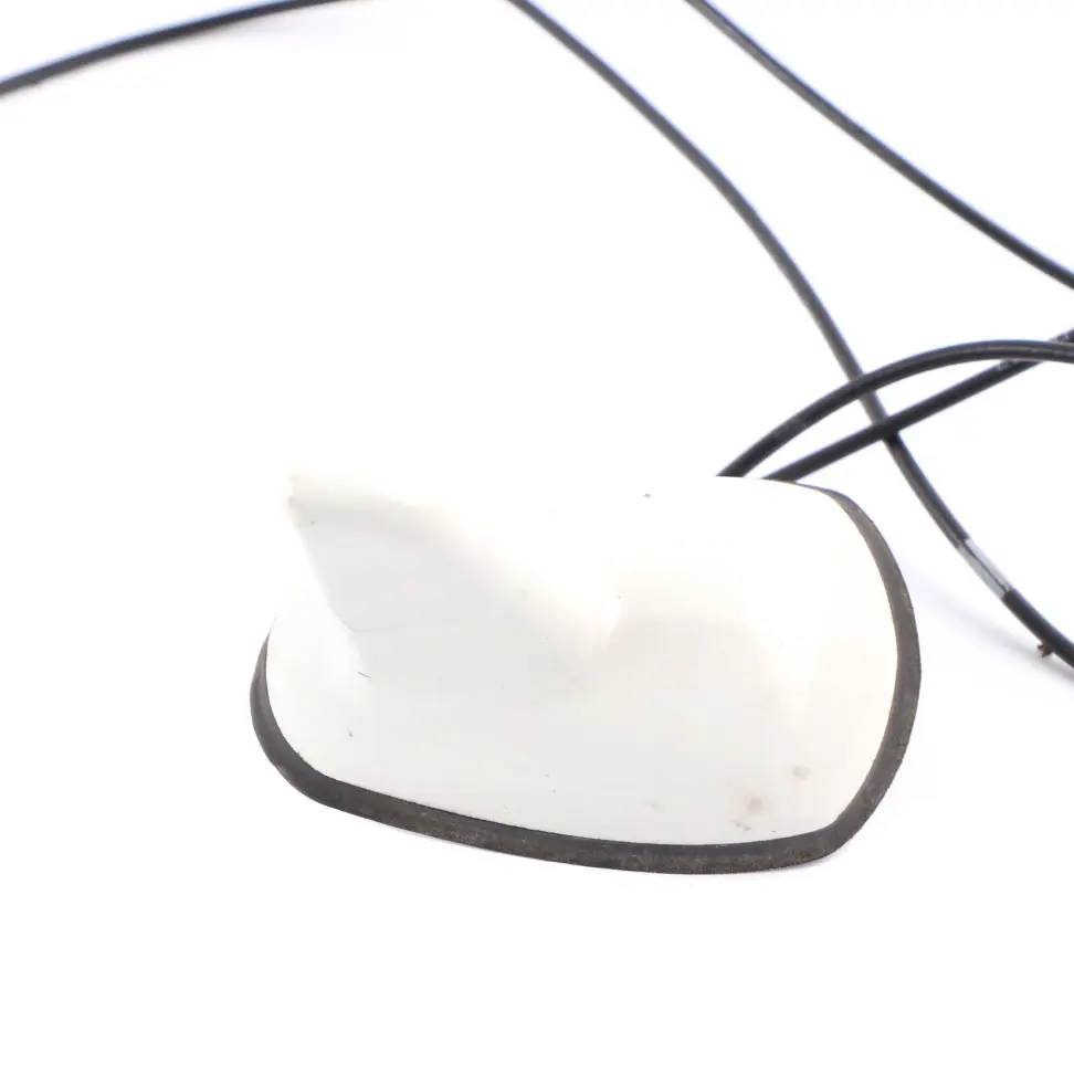 Roof Antenna Mercedes C204 C207 Aerial Shark Top Calcite White - 650 to with Part number A2078201075 Roof Antenna Mercedes C204 C207 Aerial Shark Top Calcite White - 650 - SKU A2078201075-CW - Part number A2078201075