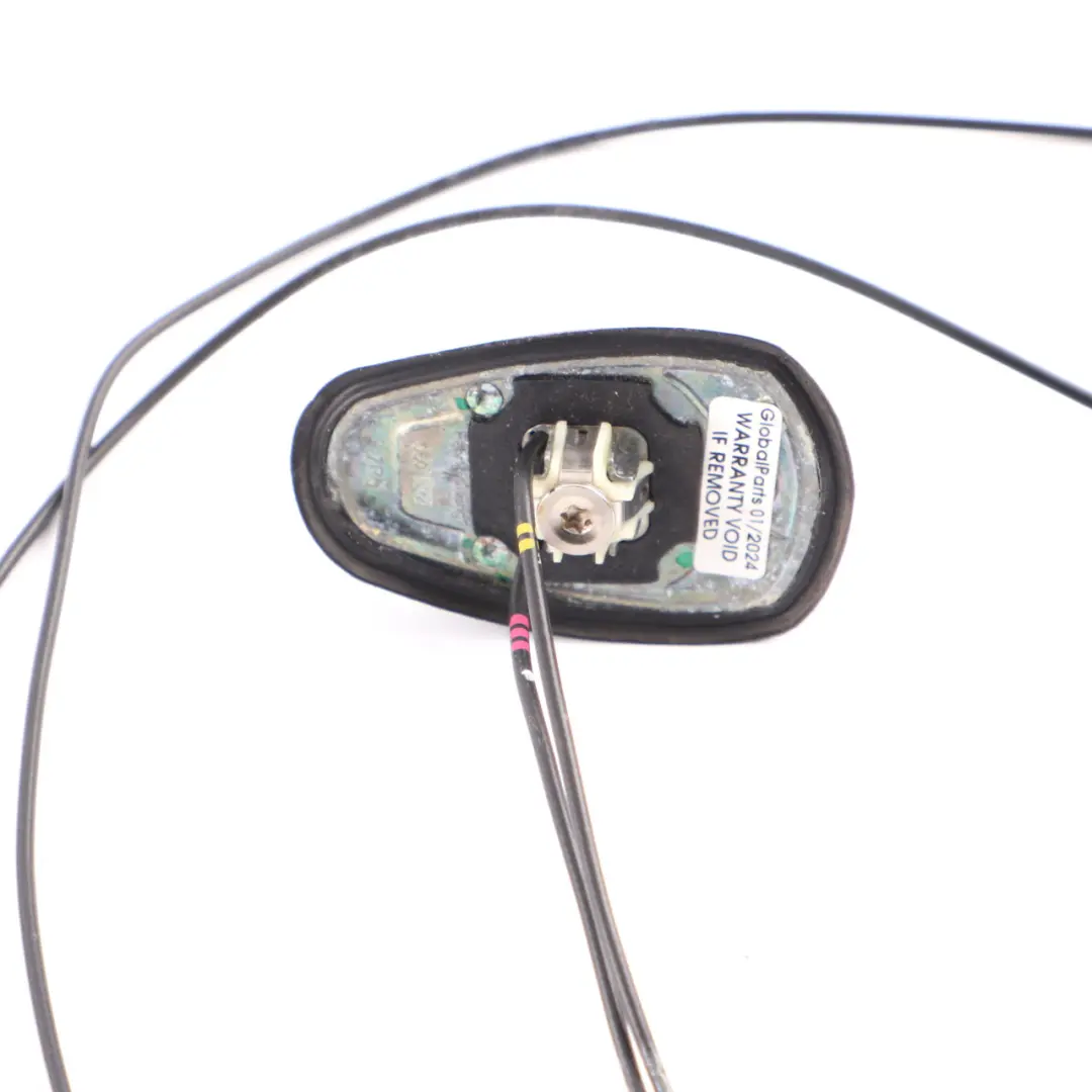 Roof Antenna Mercedes C204 C207 Aerial Shark Top Calcite White - 650 to with Part number A2078201075 Roof Antenna Mercedes C204 C207 Aerial Shark Top Calcite White - 650 - SKU A2078201075-CW - Part number A2078201075