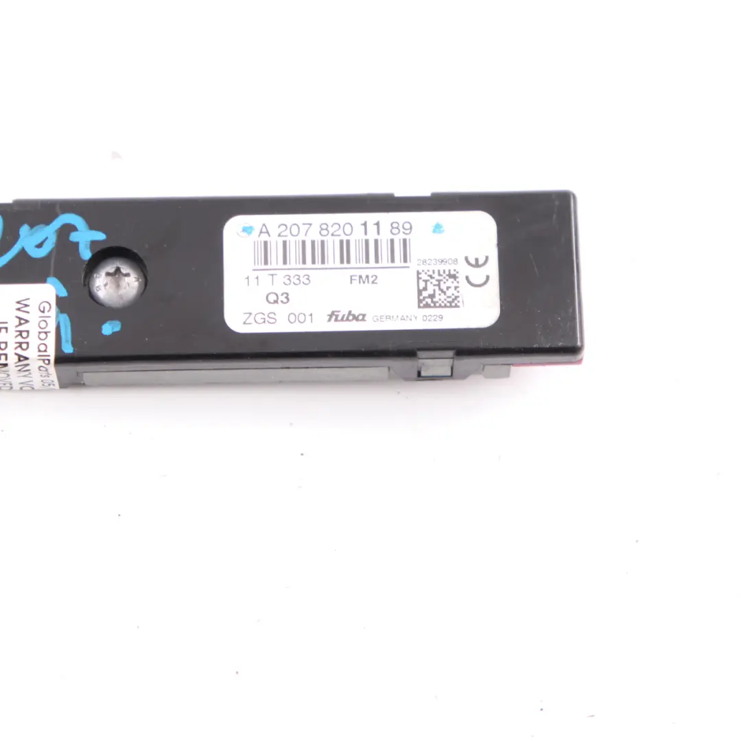 Antennenverstärker Mercedes W207 Cabrio Antenneneinheit Links für mit Teilenummer A2078201189 Antennenverstärker Mercedes W207 Cabrio Antenneneinheit Links - SKU A2078201189 - Teilenummer A2078201189