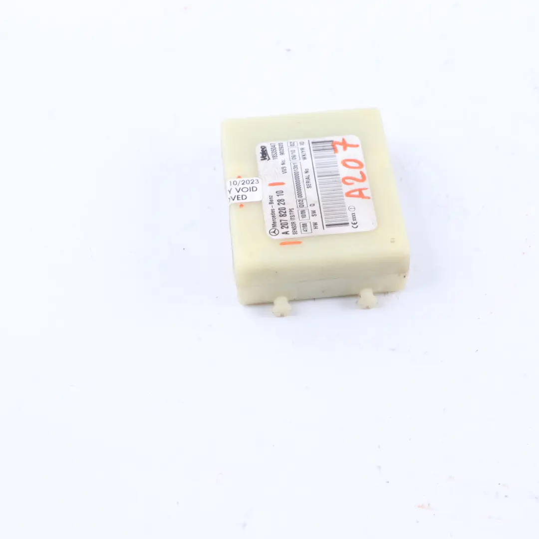 W207 Cabrio Anti-Diebstahl-Dach ITS TPS Sensor Modul für Mercedes mit Teilenummer A2078202810 Mercedes W207 Cabrio Anti-Diebstahl-Dach ITS TPS Sensor Modul - SKU A2078202810 - Teilenummer A2078202810