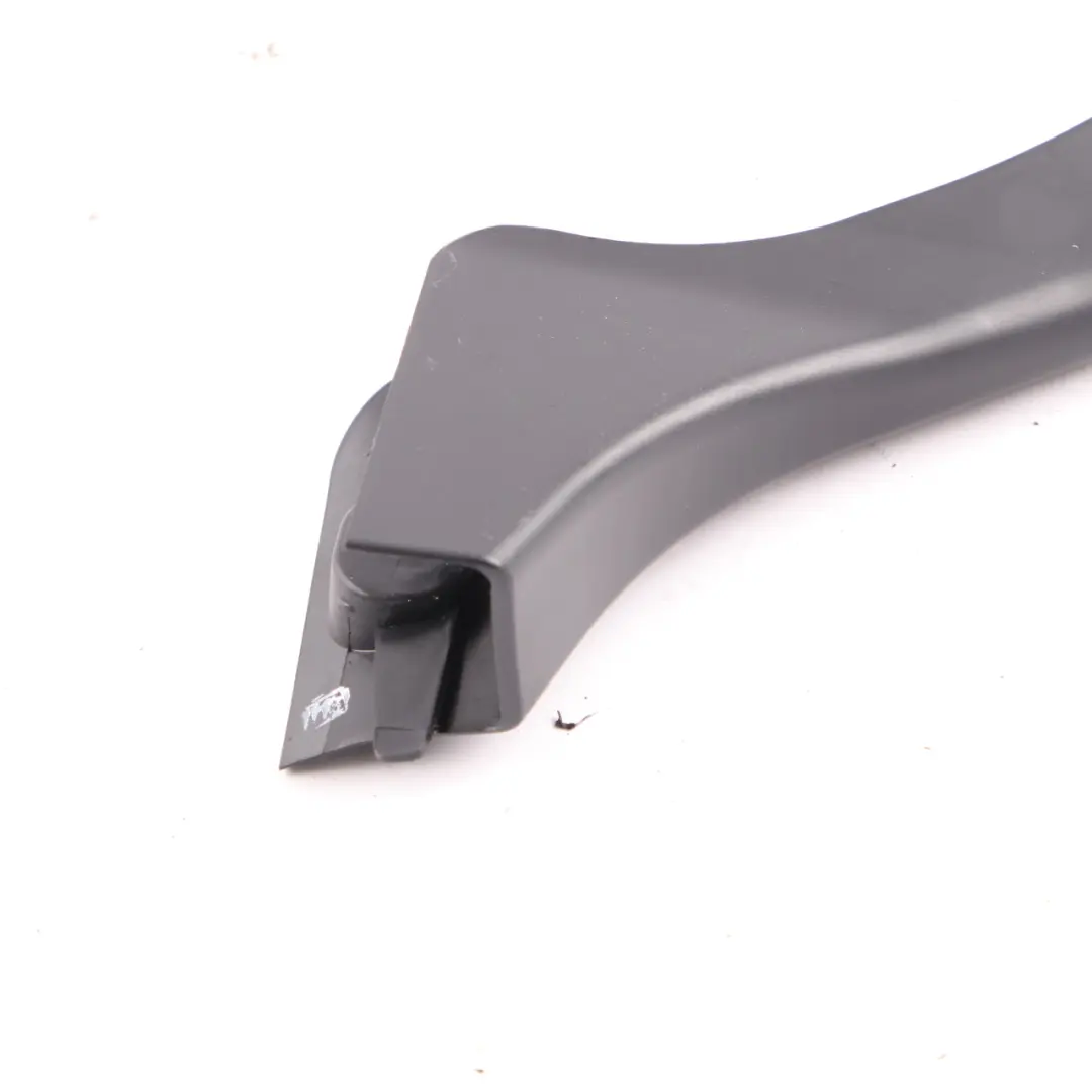 Couverture conduit câble Mercedes C207 Tube gauche hayon couvercle coffre pour à propos du numéro de pièce A2078210589 Couverture conduit câble Mercedes C207 Tube gauche hayon couvercle coffre - SKU A2078210589 - Numéro de pièce A2078210589