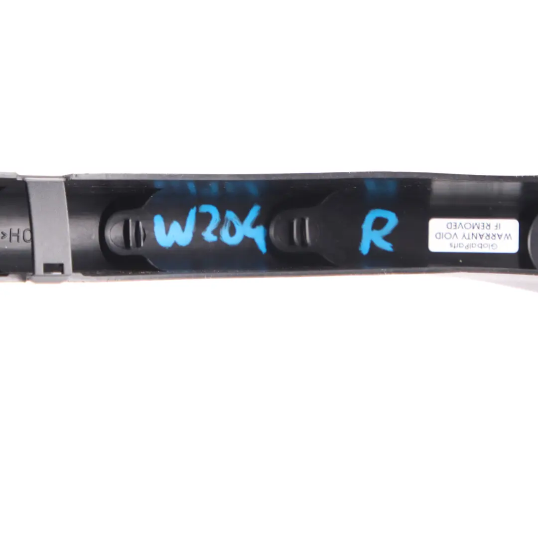  Couverture conduit câble Mercedes C207 Tube droit hayon couvercle botte - SKU A2078210689 - Numéro de pièce A2078210689