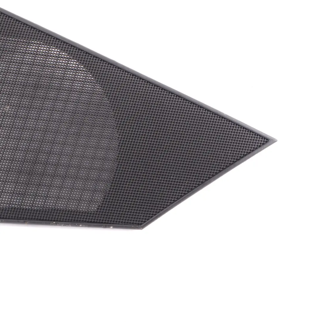 Mercedes C207 Couvre Haut-parleur Arrière Quarter Loudspeaker Trim - SKU A2078270340 - Numéro de pièce A2078270340