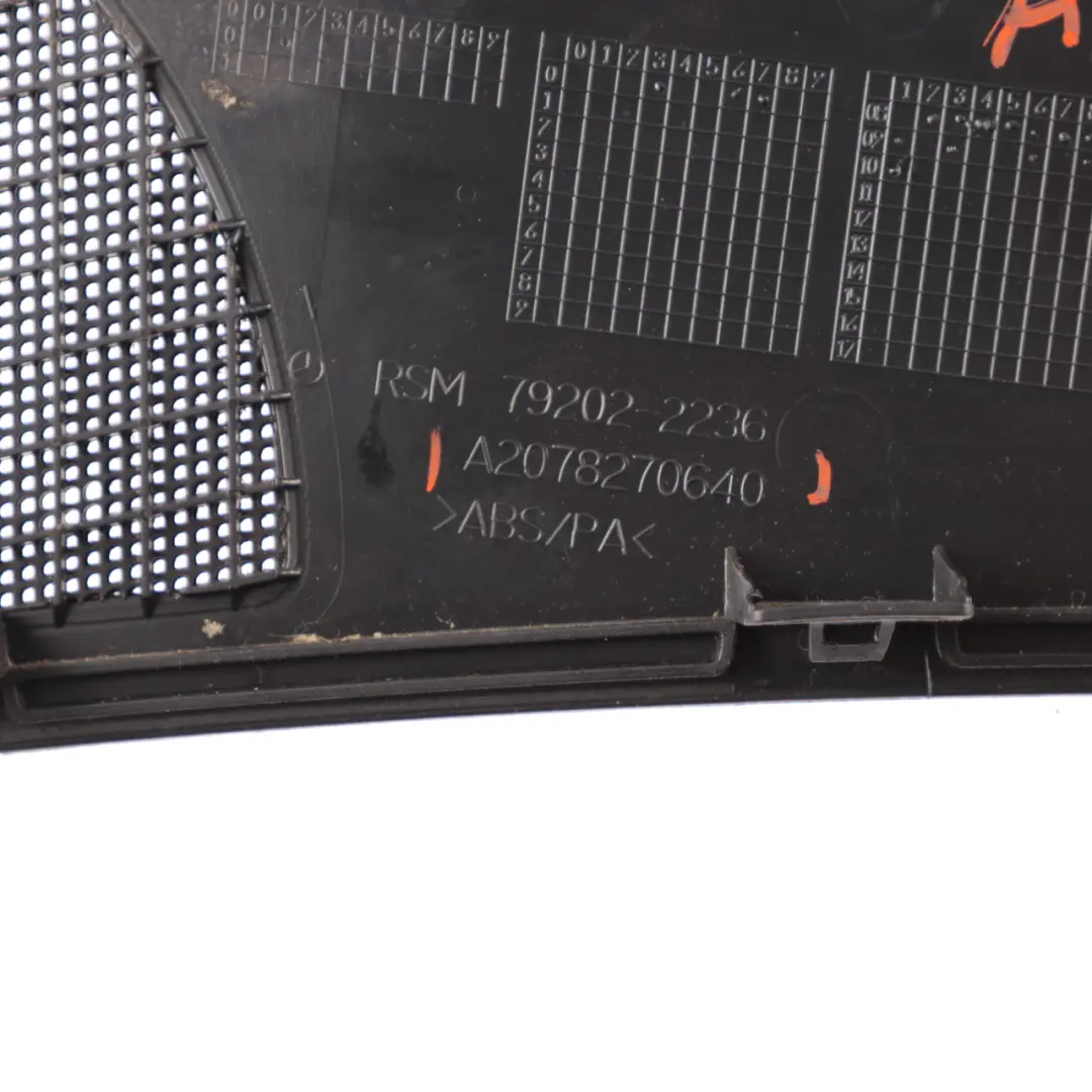 Tapa de Altavoz Mercedes A207 Panel de Altavoz Trasero Derecho para con número de pieza A2078270640 Tapa de Altavoz Mercedes A207 Panel de Altavoz Trasero Derecho - SKU A2078270640 - Número de pieza A2078270640