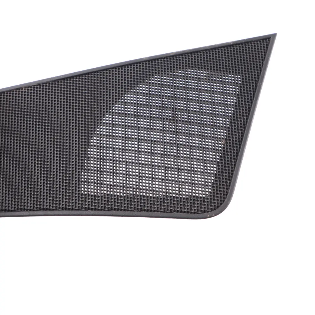 Tapa de Altavoz Mercedes A207 Panel de Altavoz Trasero Derecho para con número de pieza A2078270640 Tapa de Altavoz Mercedes A207 Panel de Altavoz Trasero Derecho - SKU A2078270640 - Número de pieza A2078270640