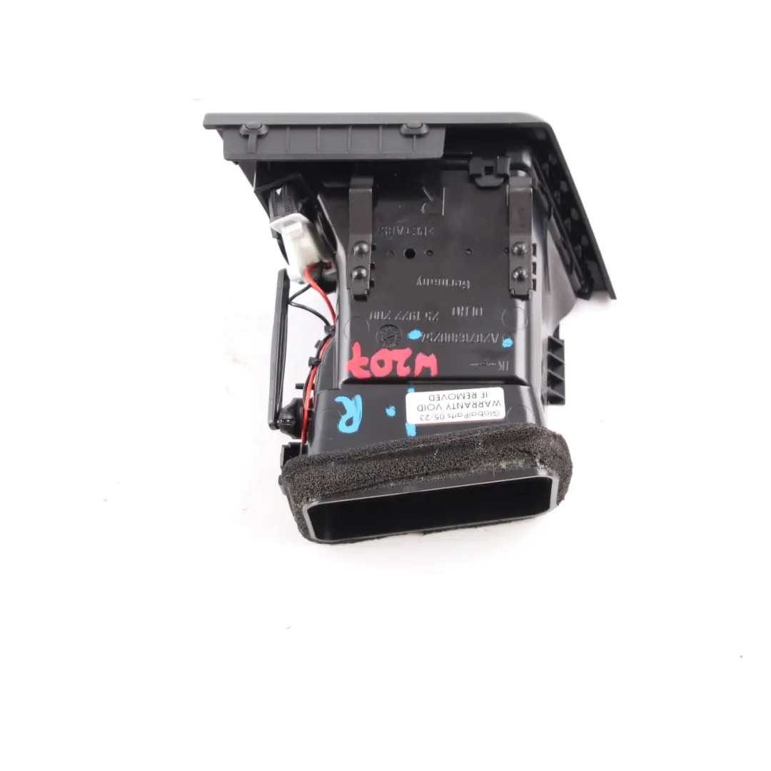 Bocchetta d'aria Mercedes W207 C207 Cruscotto Griglia Ugello Destro per con numero di parte A2078300254 Bocchetta d'aria Mercedes W207 C207 Cruscotto Griglia Ugello Destro - SKU A2078300254 - Numero di parte A2078300254